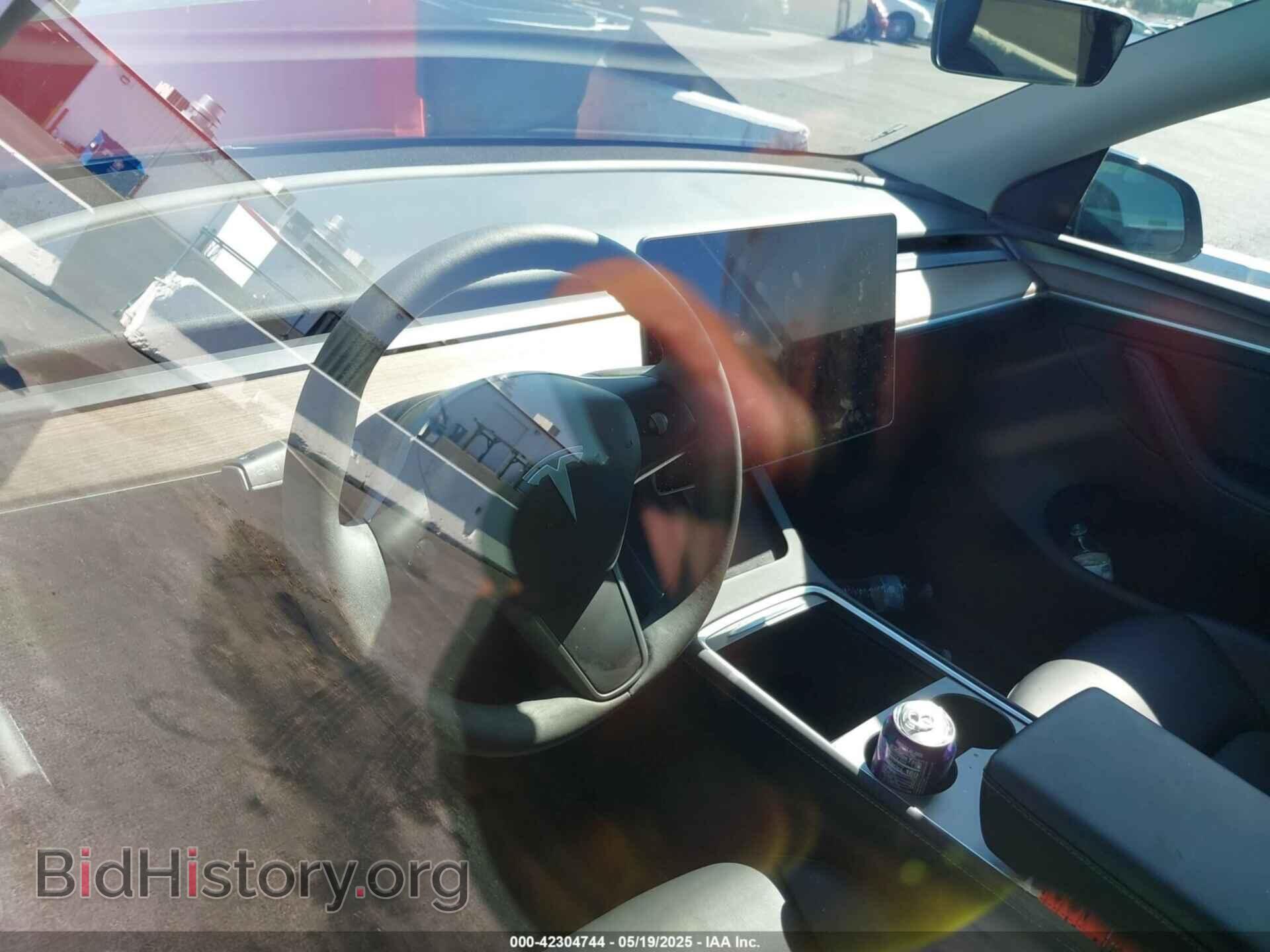 2024 TESLA MODEL Y - VIN: 7SAYGDED9RF093975 - Фото 7
