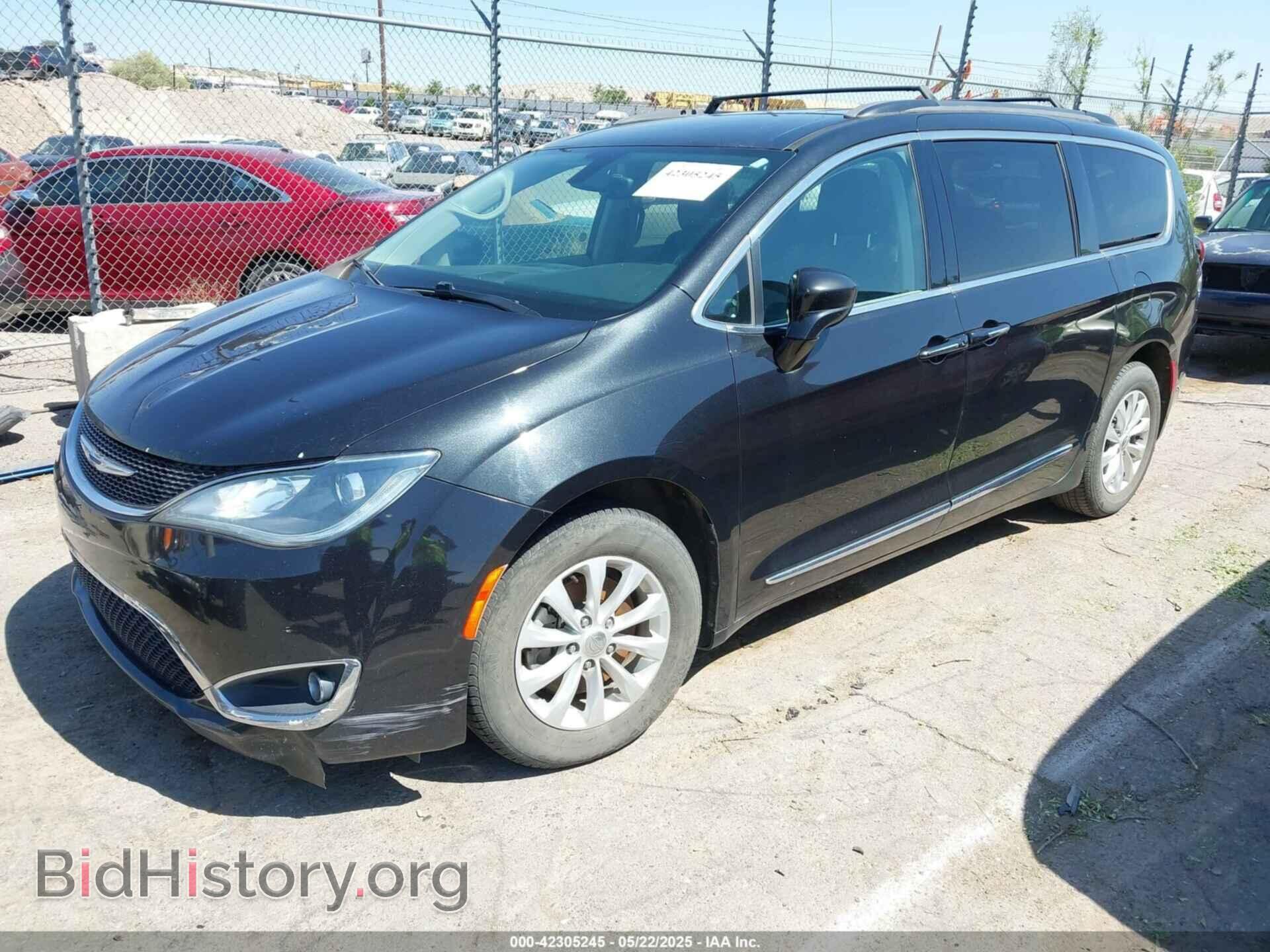 2017 CHRYSLER PACIFICA - VIN: 2C4RC1BG2HR642106 - Фото 2