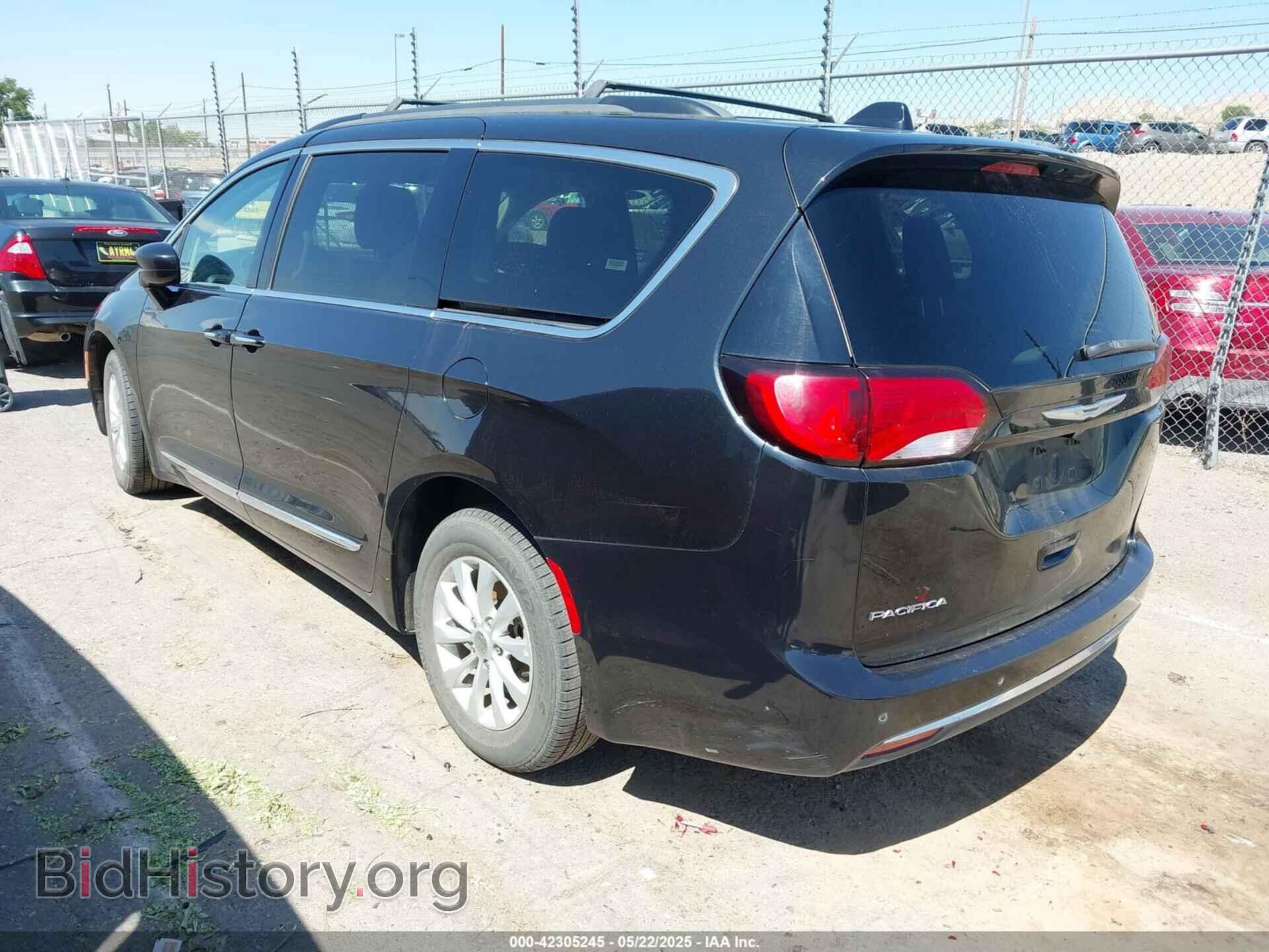 2017 CHRYSLER PACIFICA - VIN: 2C4RC1BG2HR642106 - Фото 3