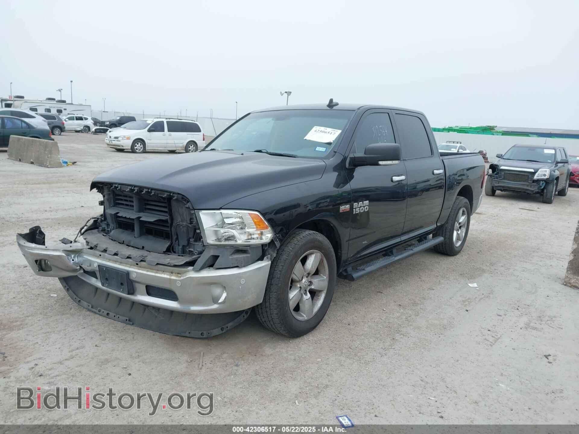2016 RAM 1500 - VIN: 3C6RR6LT4GG288897 - Фото 2