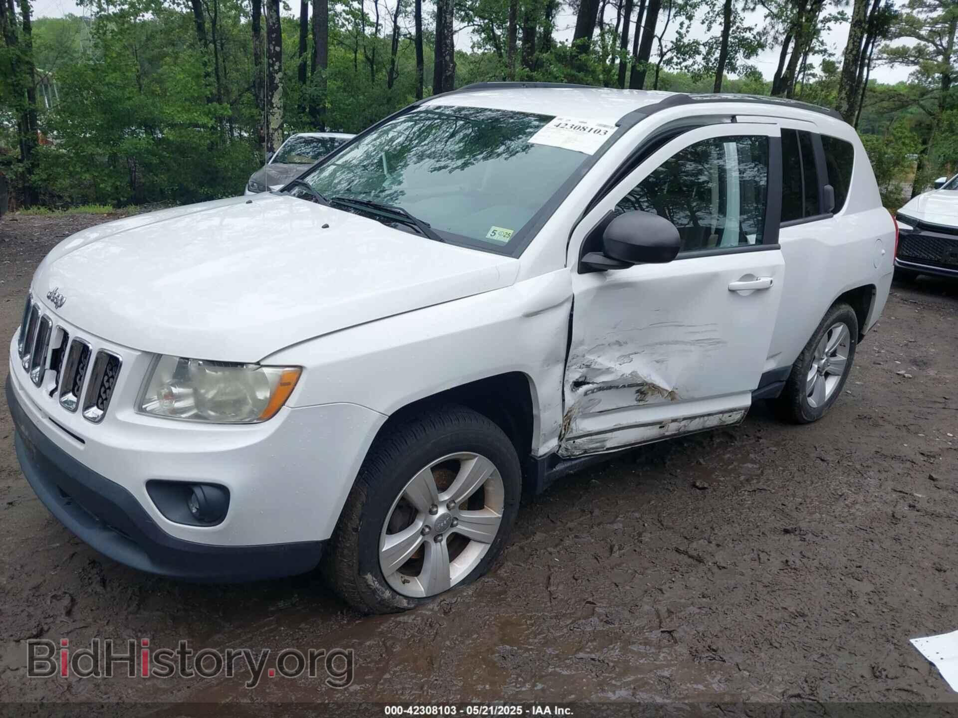 2011 JEEP COMPASS - VIN: 1J4NT1FB4BD245580 - Photo 2
