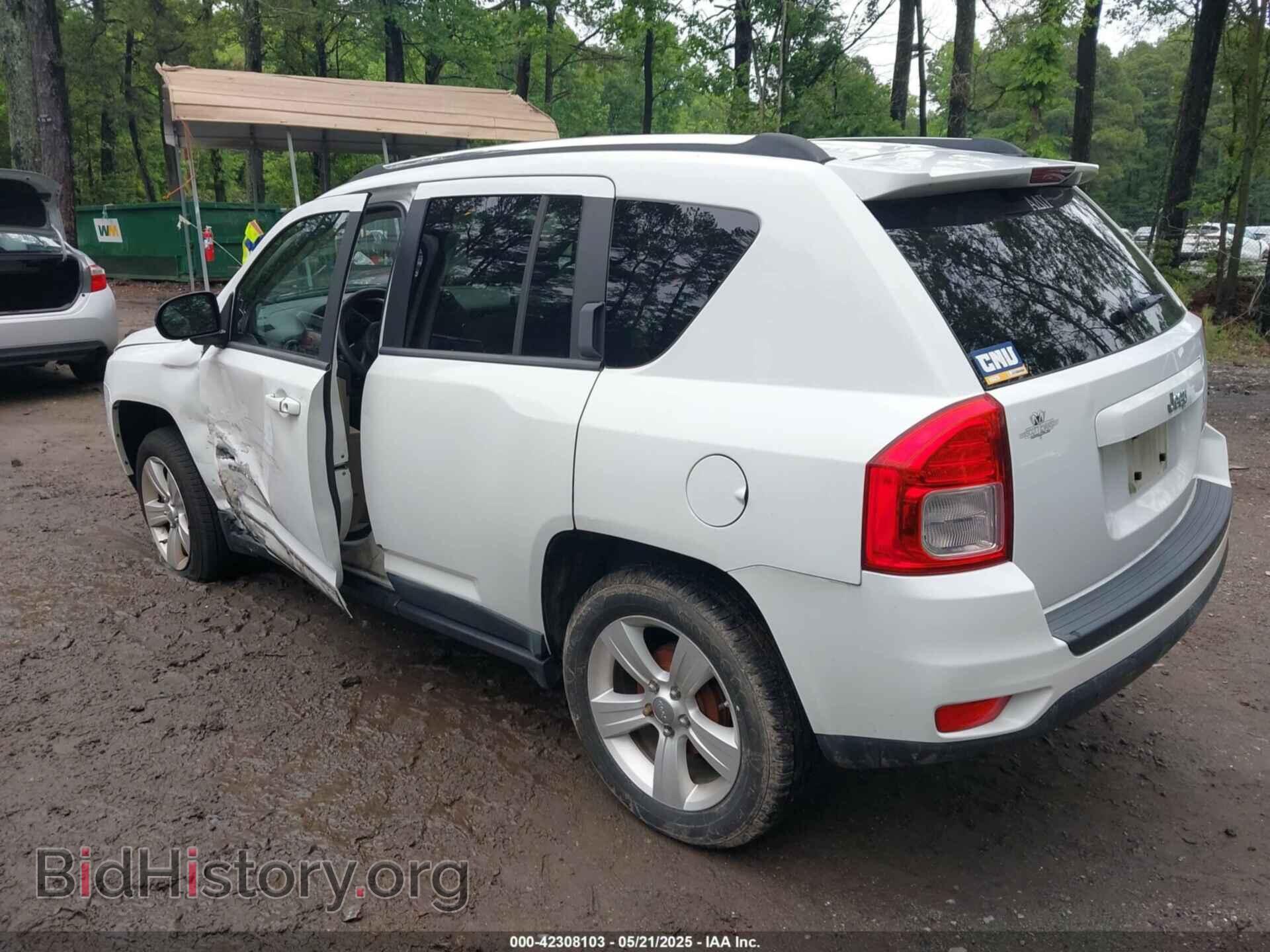 2011 JEEP COMPASS - VIN: 1J4NT1FB4BD245580 - Photo 3