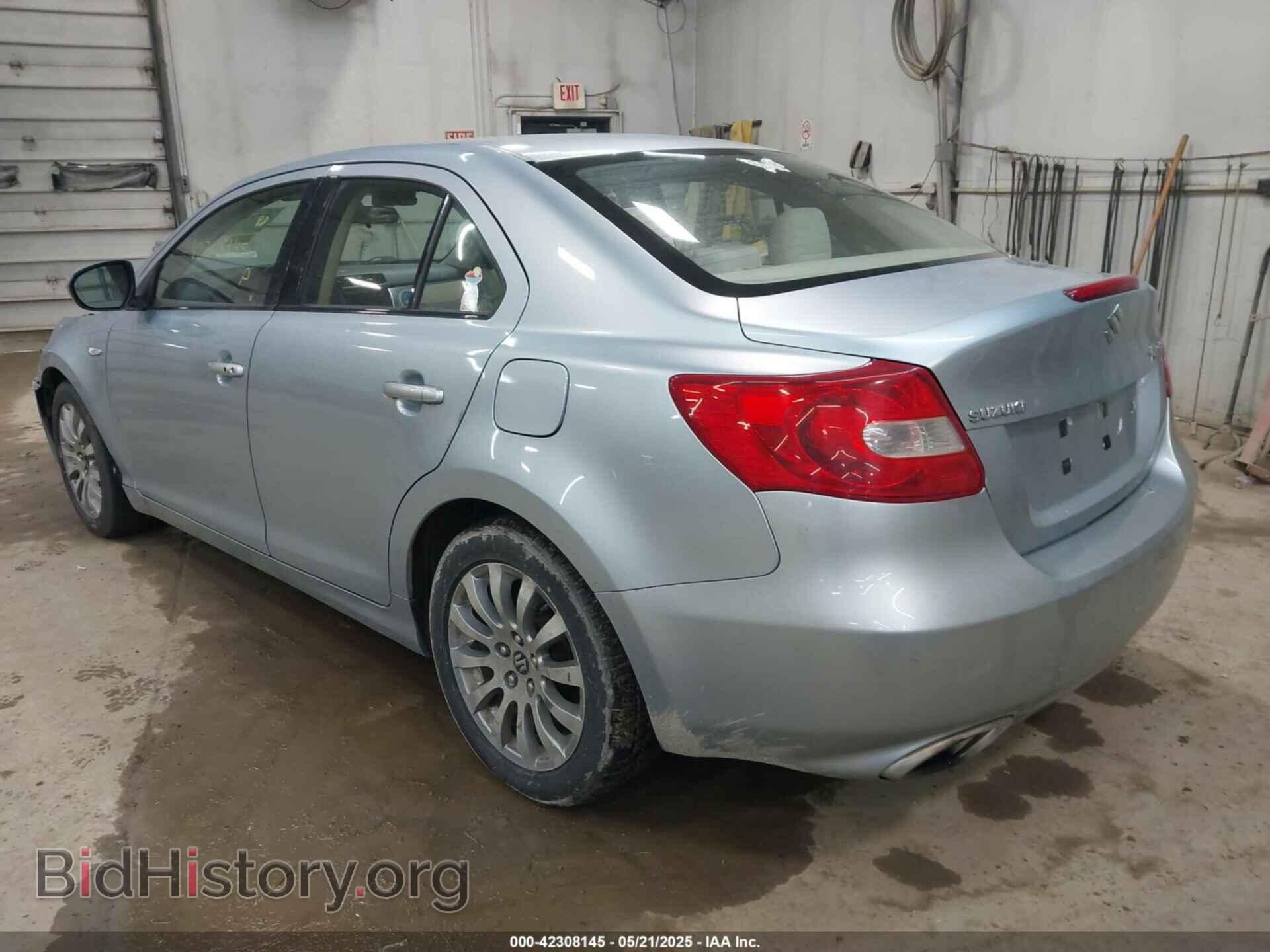 2010 SUZUKI KIZASHI - VIN: JS2RE9A33A6100975 - Photo 3
