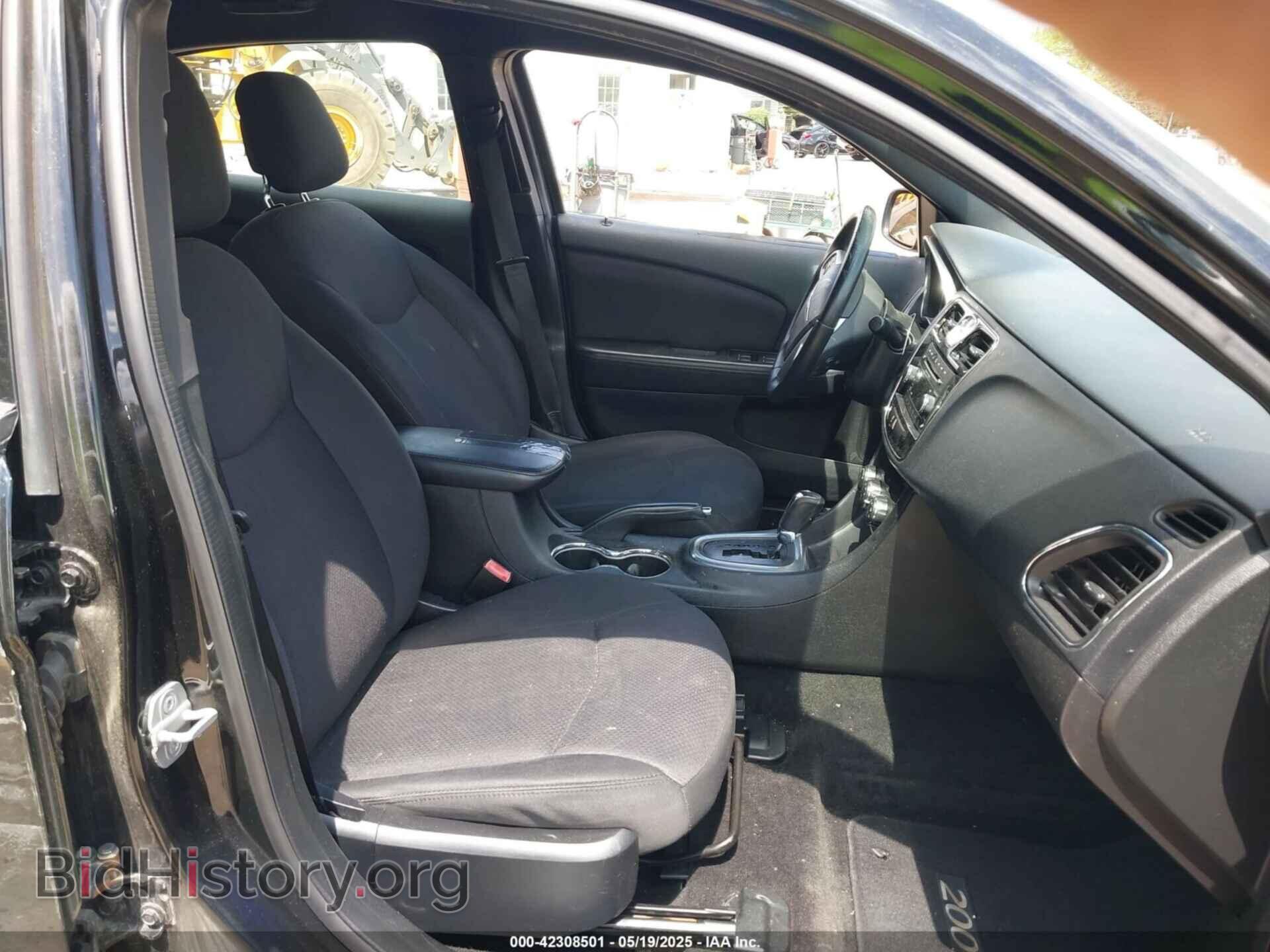 2012 CHRYSLER 200 - VIN: 1C3CCBBG2CN297472 - Фото 5
