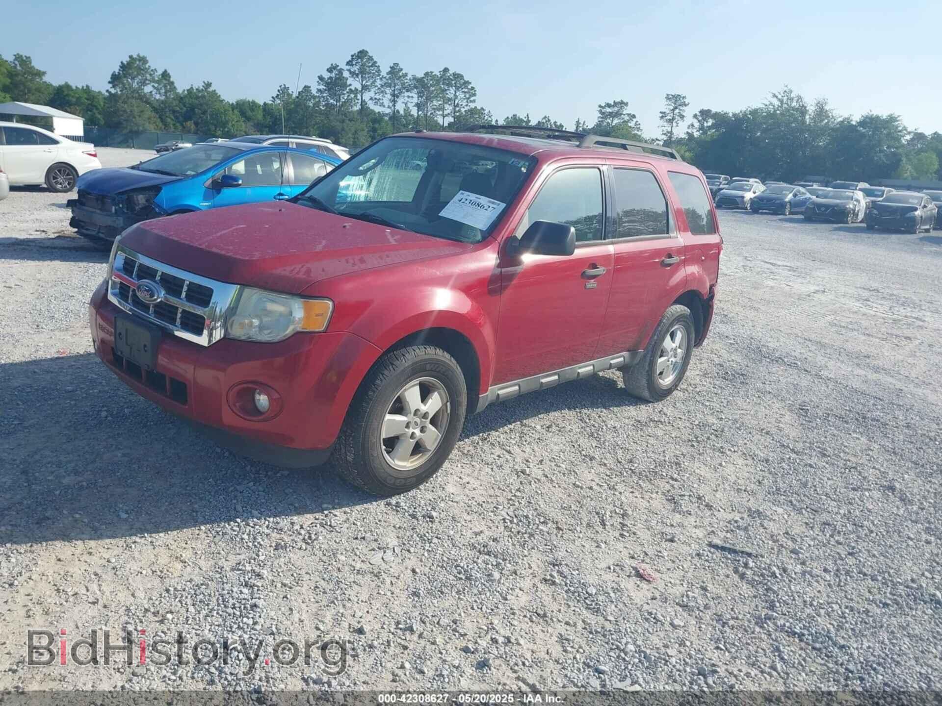 2011 FORD ESCAPE - VIN: 1FMCU0DG8BKA92826 - Фото 2