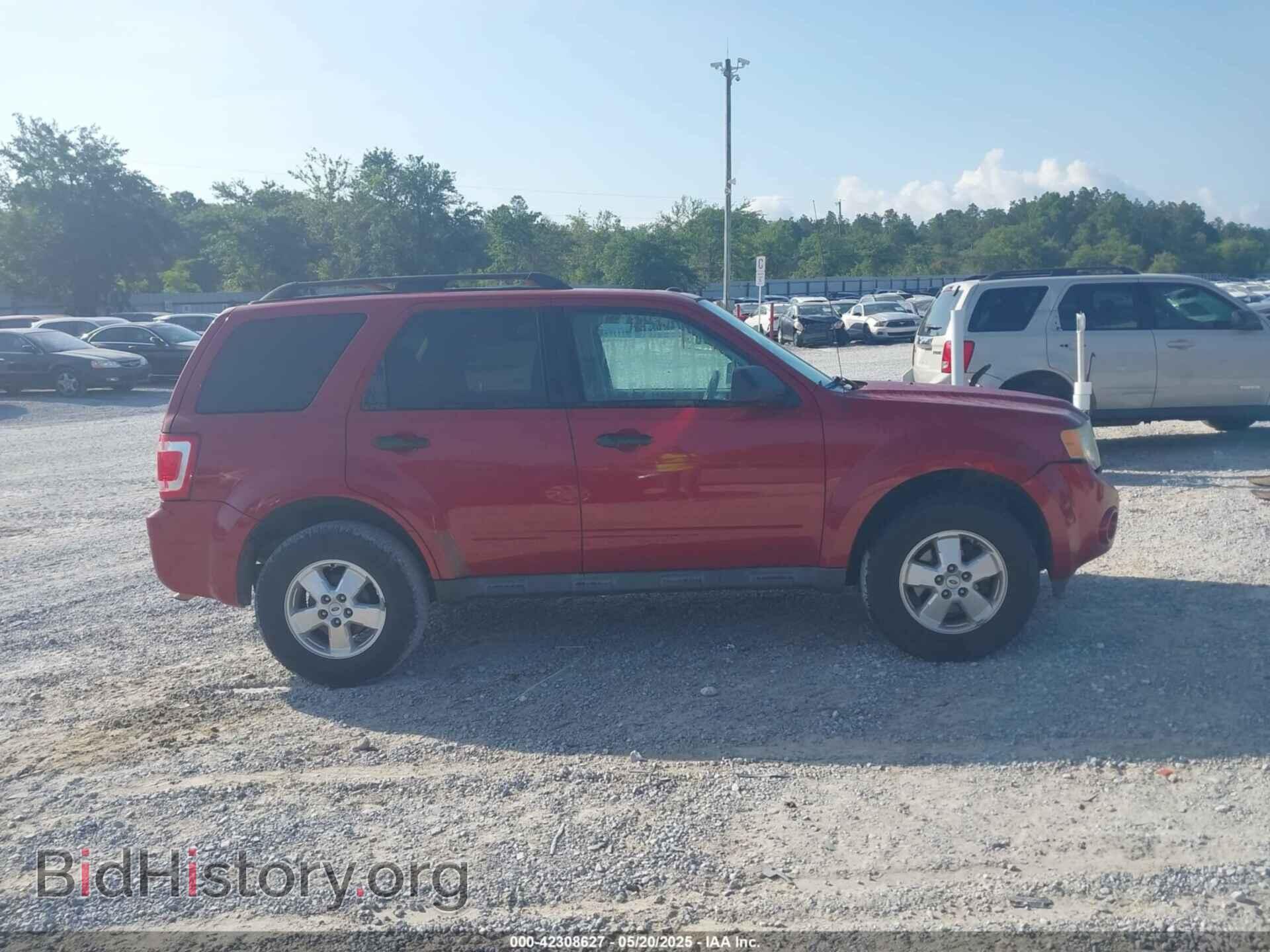 2011 FORD ESCAPE - VIN: 1FMCU0DG8BKA92826 - Фото 13