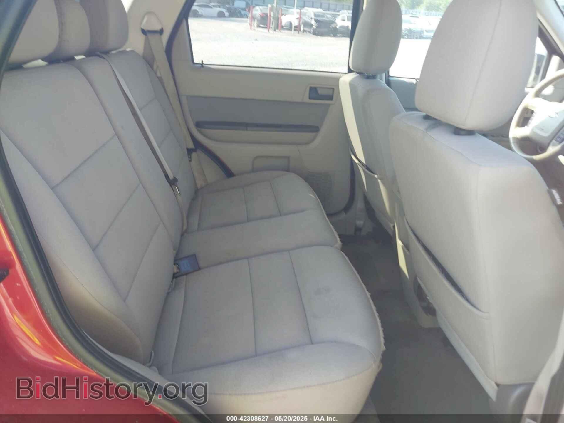 2011 FORD ESCAPE - VIN: 1FMCU0DG8BKA92826 - Фото 8
