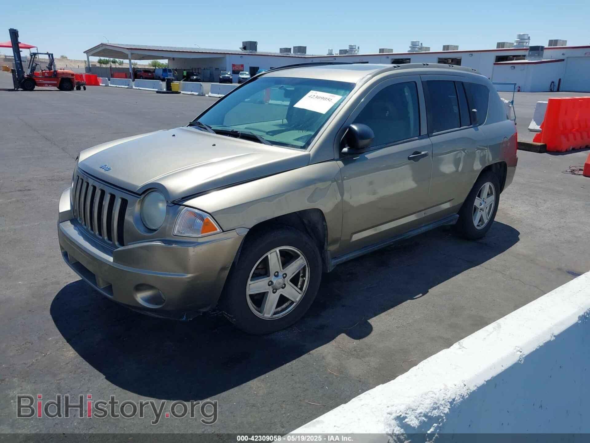 2007 JEEP COMPASS - VIN: 1J8FF47W17D140712 - Photo 2