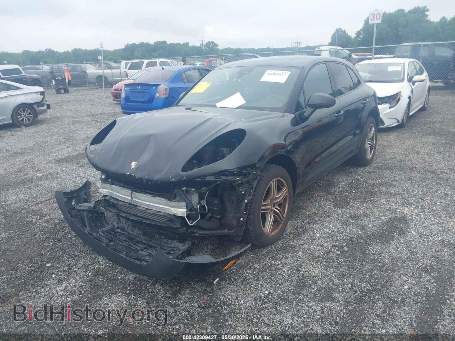 2017 PORSCHE MACAN - VIN: WP1AA2A57HLB06493 - Photo 2
