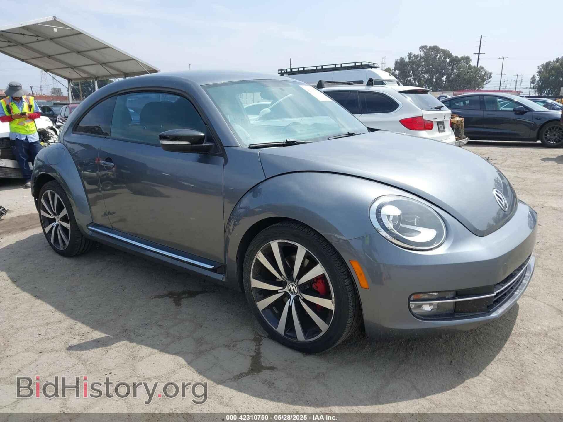 Photo 3VWVA7AT2CM642142 - VOLKSWAGEN BEETLE 2012