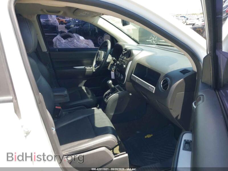 2017 Jeep COMPASS (VIN 1C4NJCEA8HD115780) — фото 5 из 17