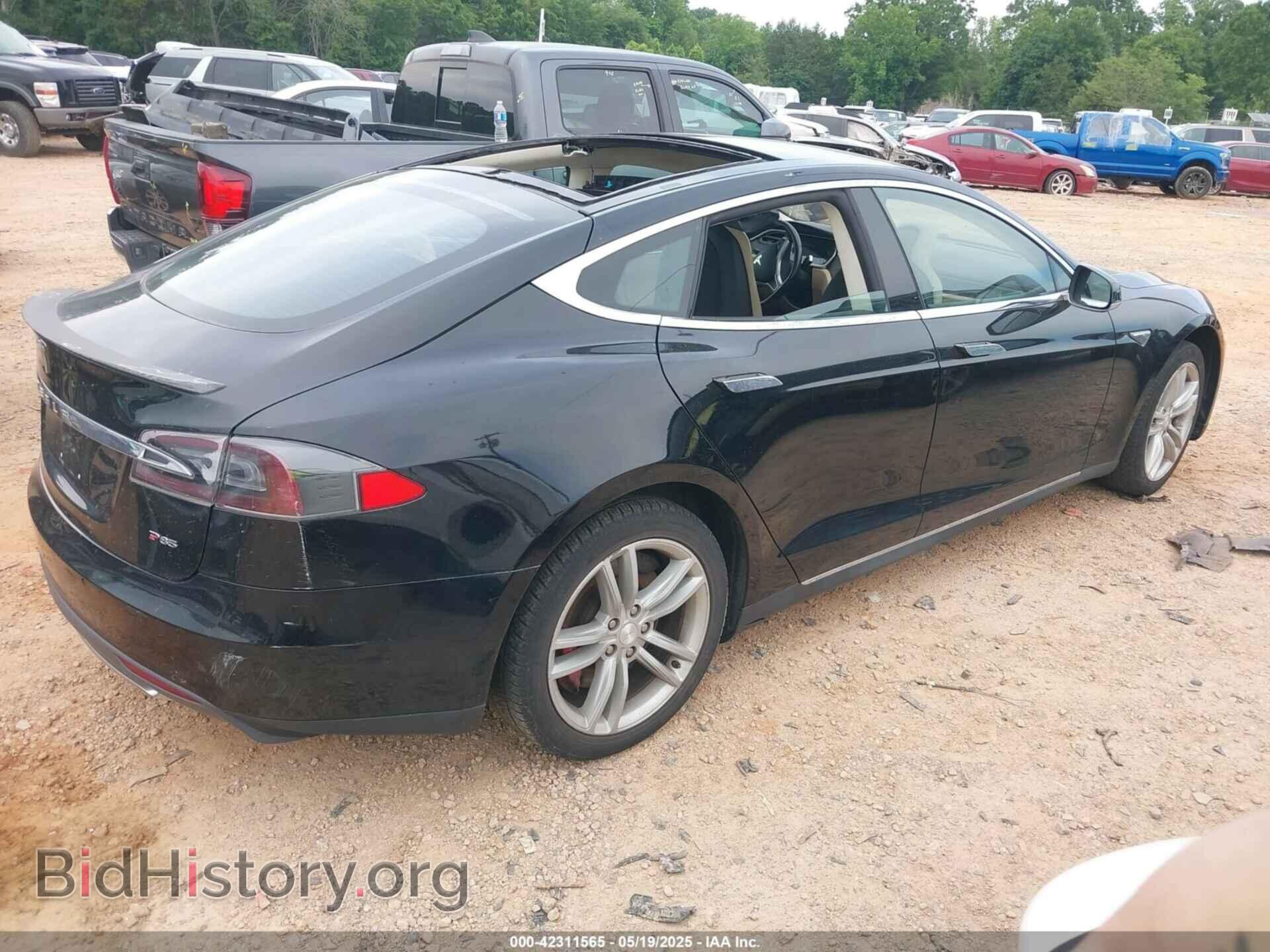2014 TESLA MODEL S - VIN: 5YJSA1H10EFP34137 - Photo 4