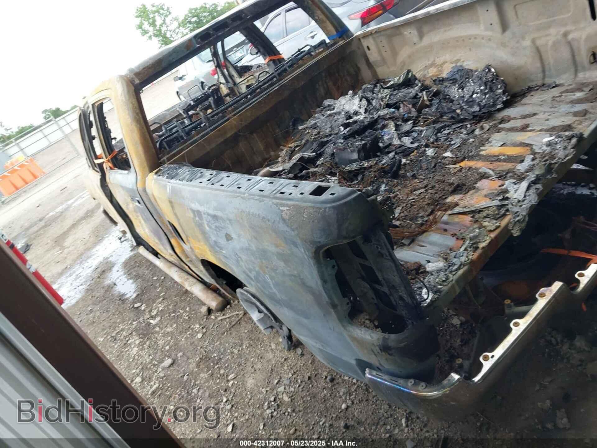 2019 RAM 1500 - VIN: 1C6SRFGT2KN591334 - Фото 3