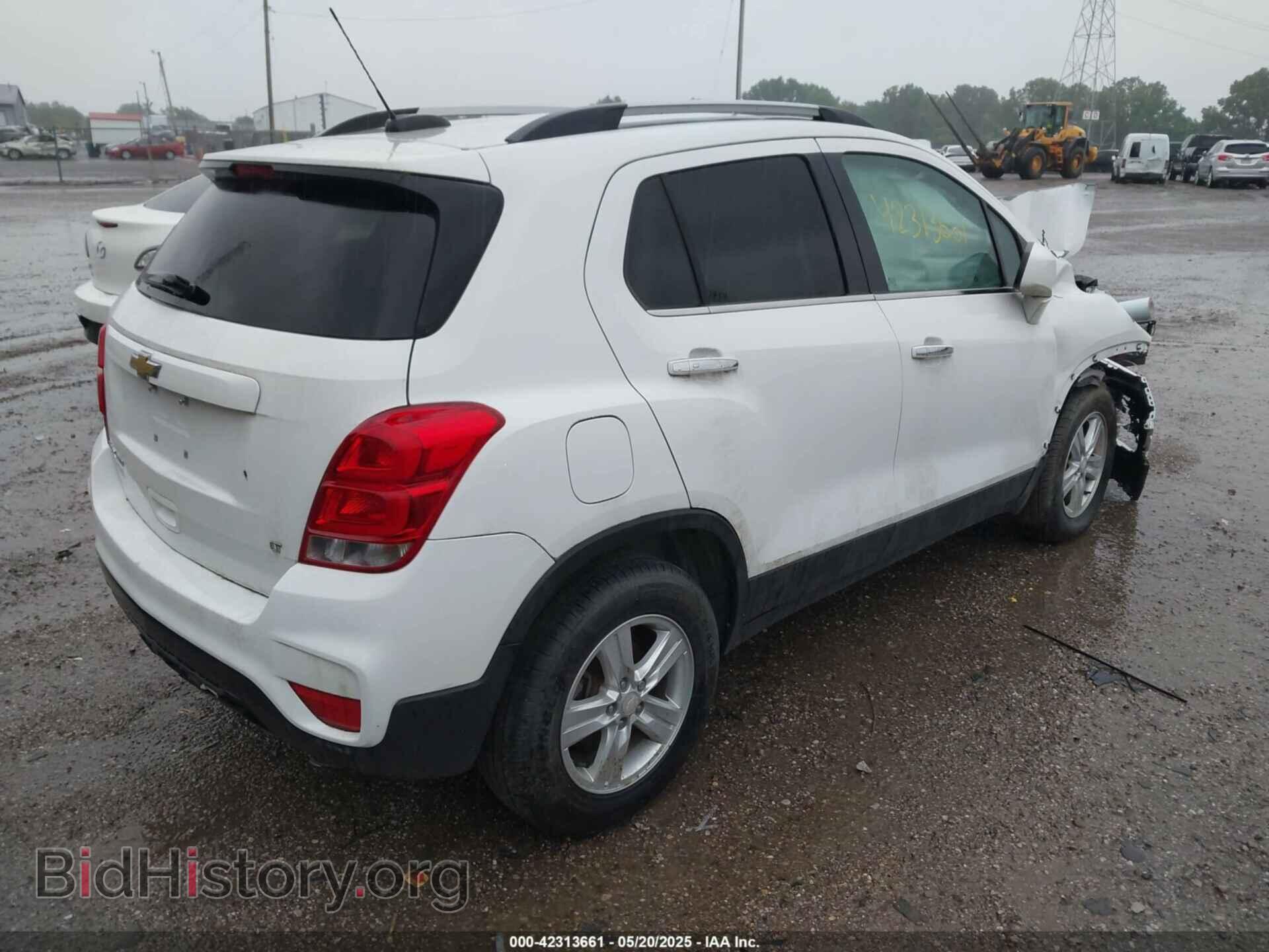 2017 CHEVROLET TRAX - VIN: 3GNCJPSB5HL269358 - Фото 4
