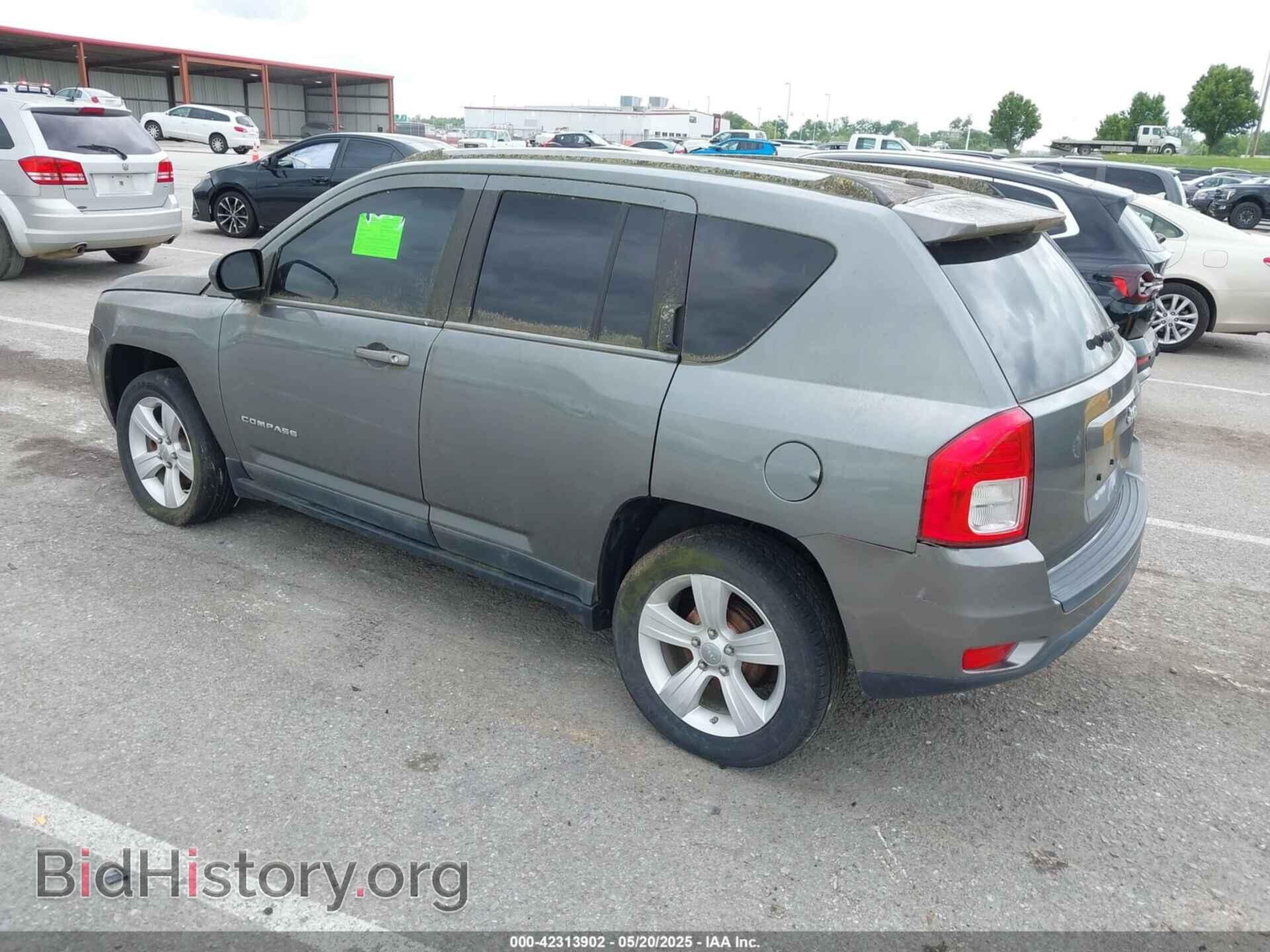 2011 JEEP COMPASS - VIN: 1J4NT1FB0BD195792 - Фото 3