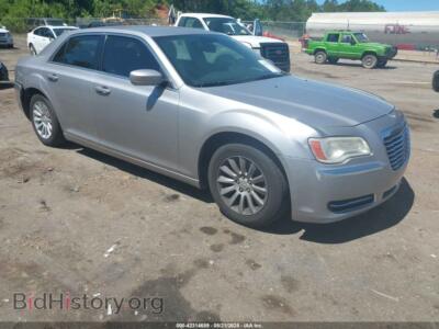2014 Chrysler 300, серебристый — VIN 2C3CCAAG4EH379971, IAAI