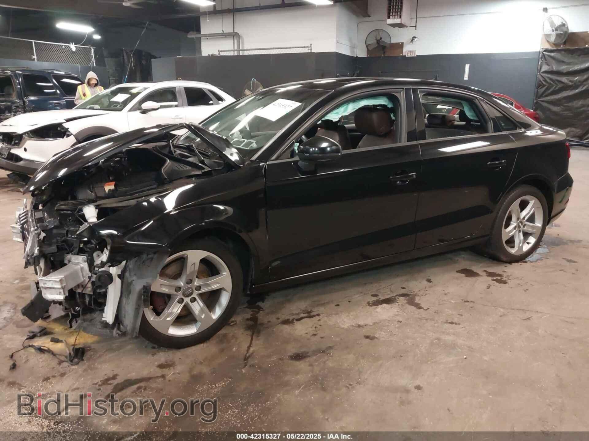 2018 AUDI A3 - VIN: WAUB8GFF8J1036050 - Фото 2