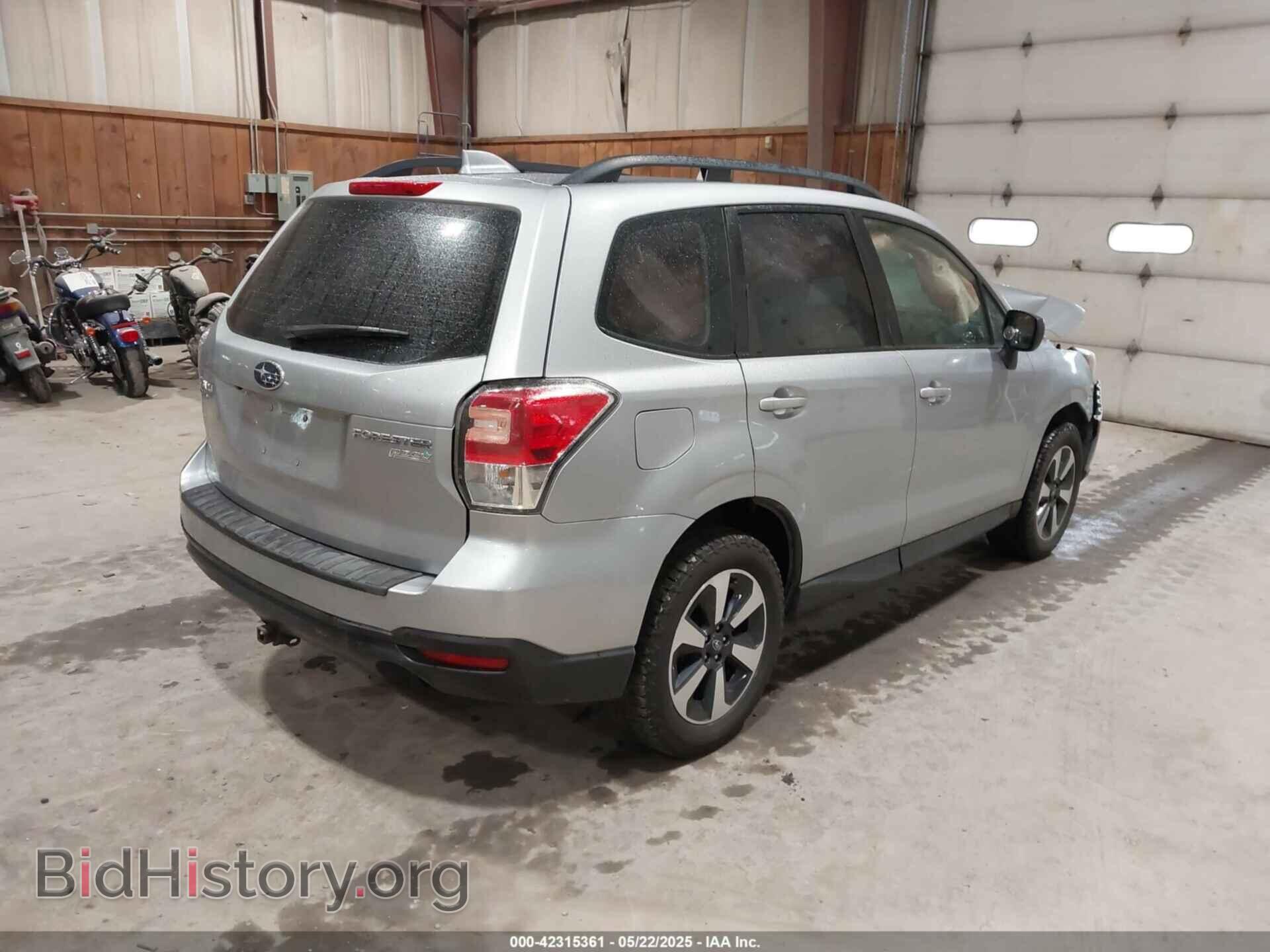 2017 SUBARU FORESTER - VIN: JF2SJABC0HH440186 - Фото 4