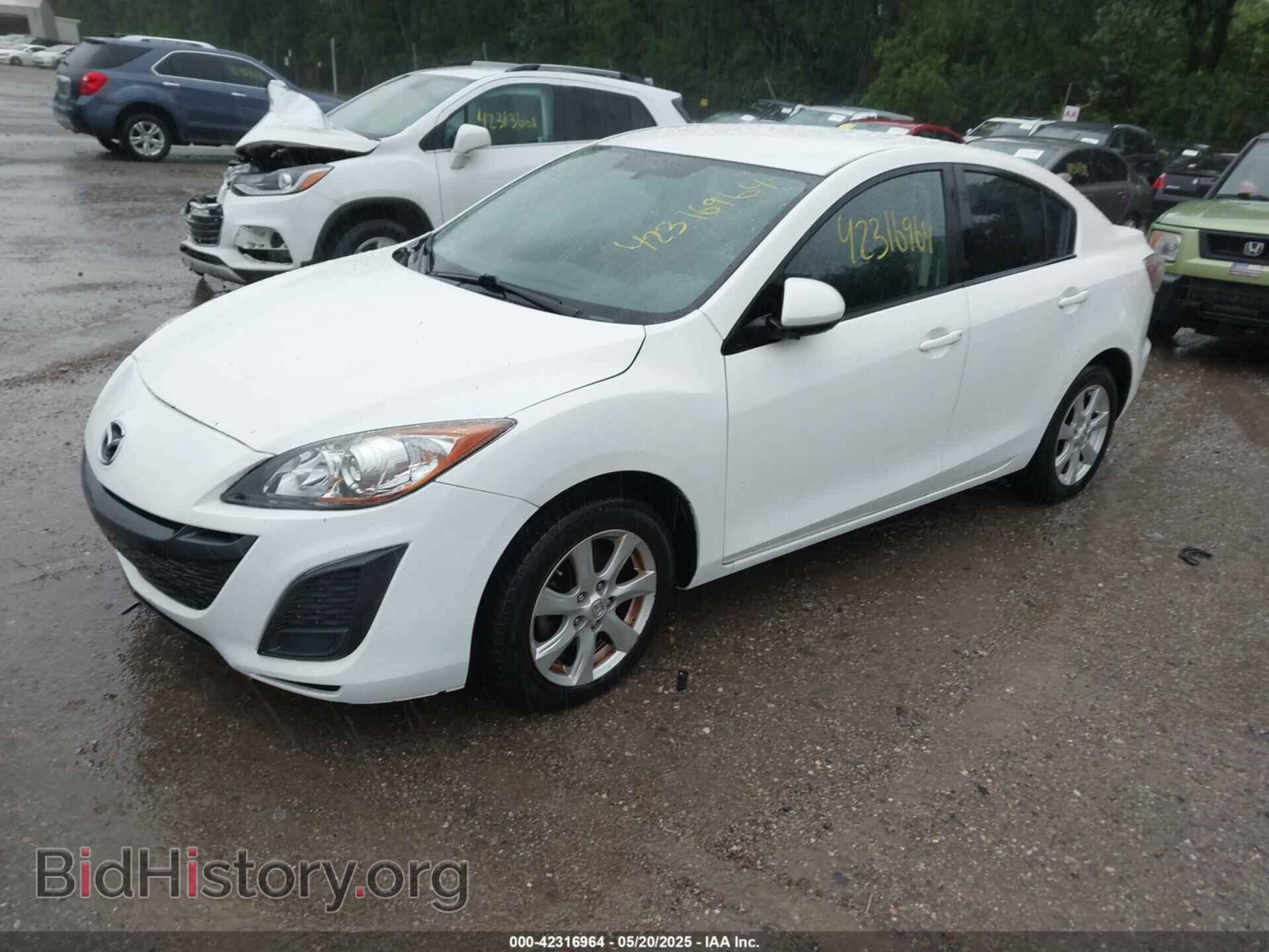 2011 MAZDA MAZDA3 - VIN: JM1BL1VF6B1482750 - Фото 2