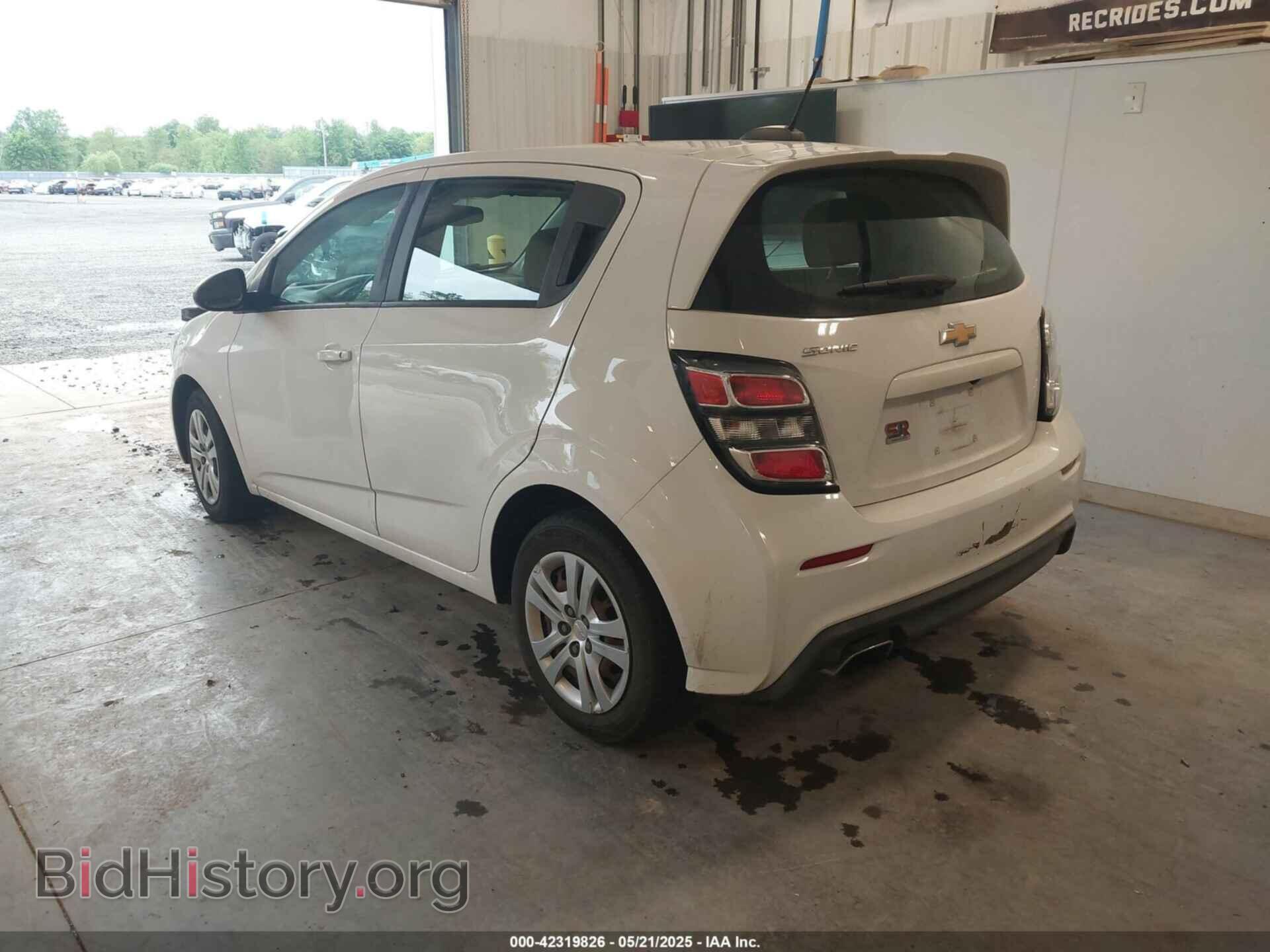 2017 CHEVROLET SONIC - VIN: 1G1JG6SG8H4164591 - Фото 3