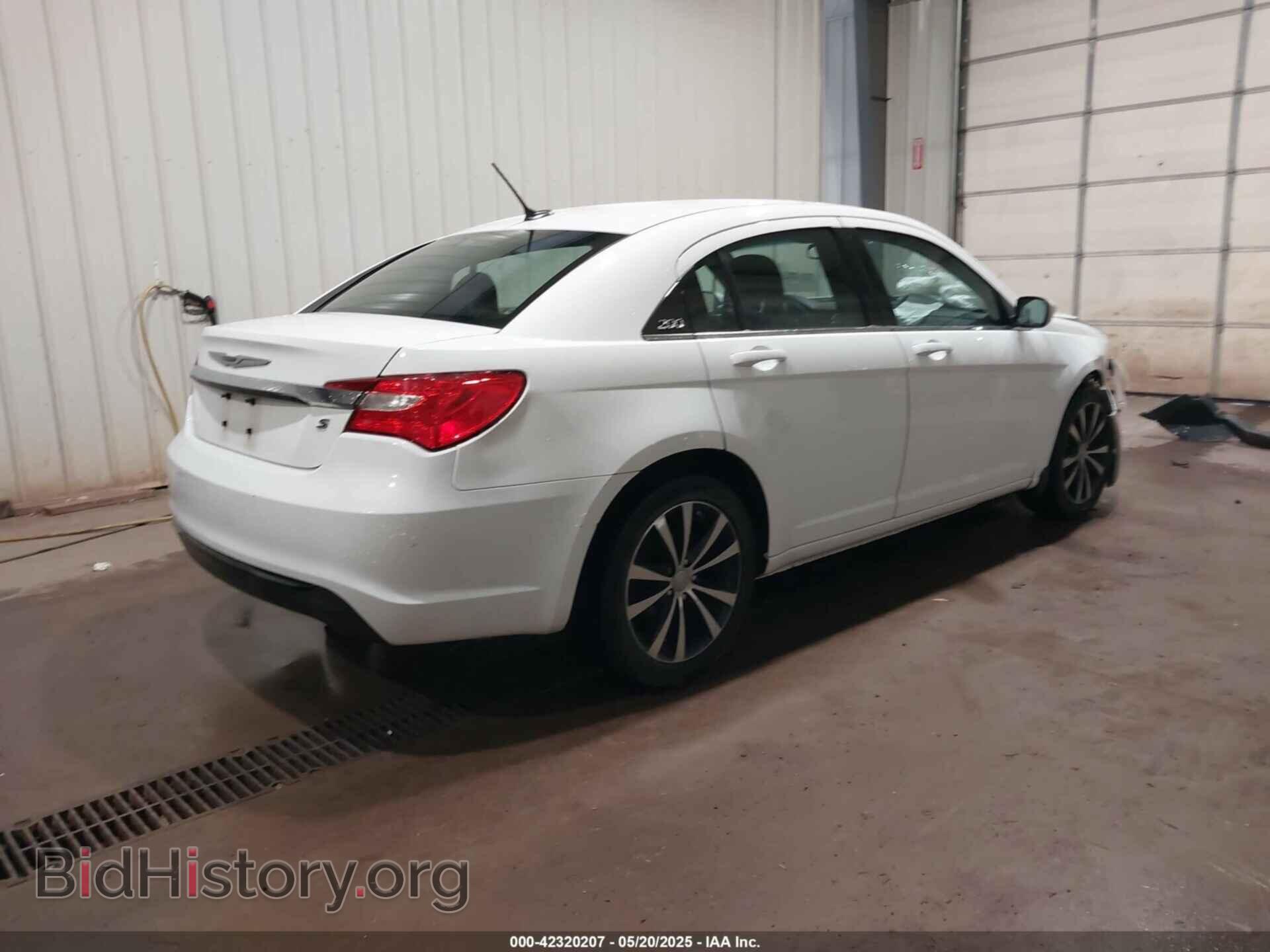 2013 CHRYSLER 200 - VIN: 1C3CCBBB9DN706444 - Photo 4
