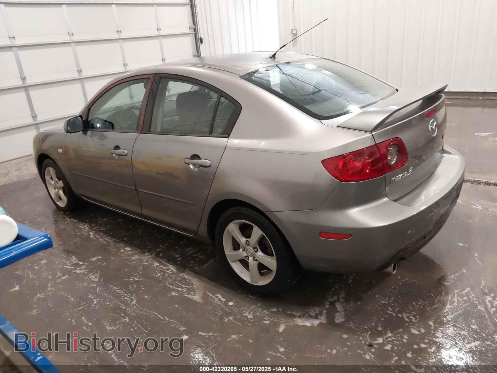 2006 MAZDA MAZDA3 - VIN: JM1BK32F861409646 - Фото 3