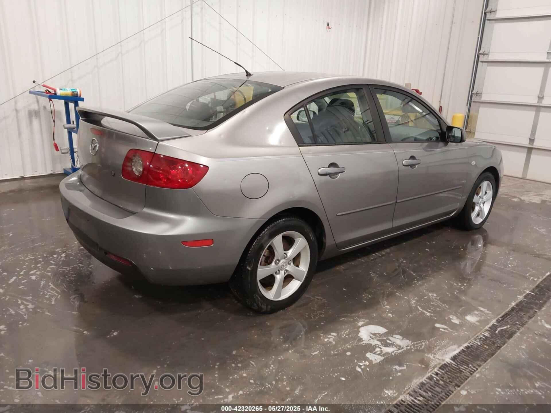 2006 MAZDA MAZDA3 - VIN: JM1BK32F861409646 - Фото 4