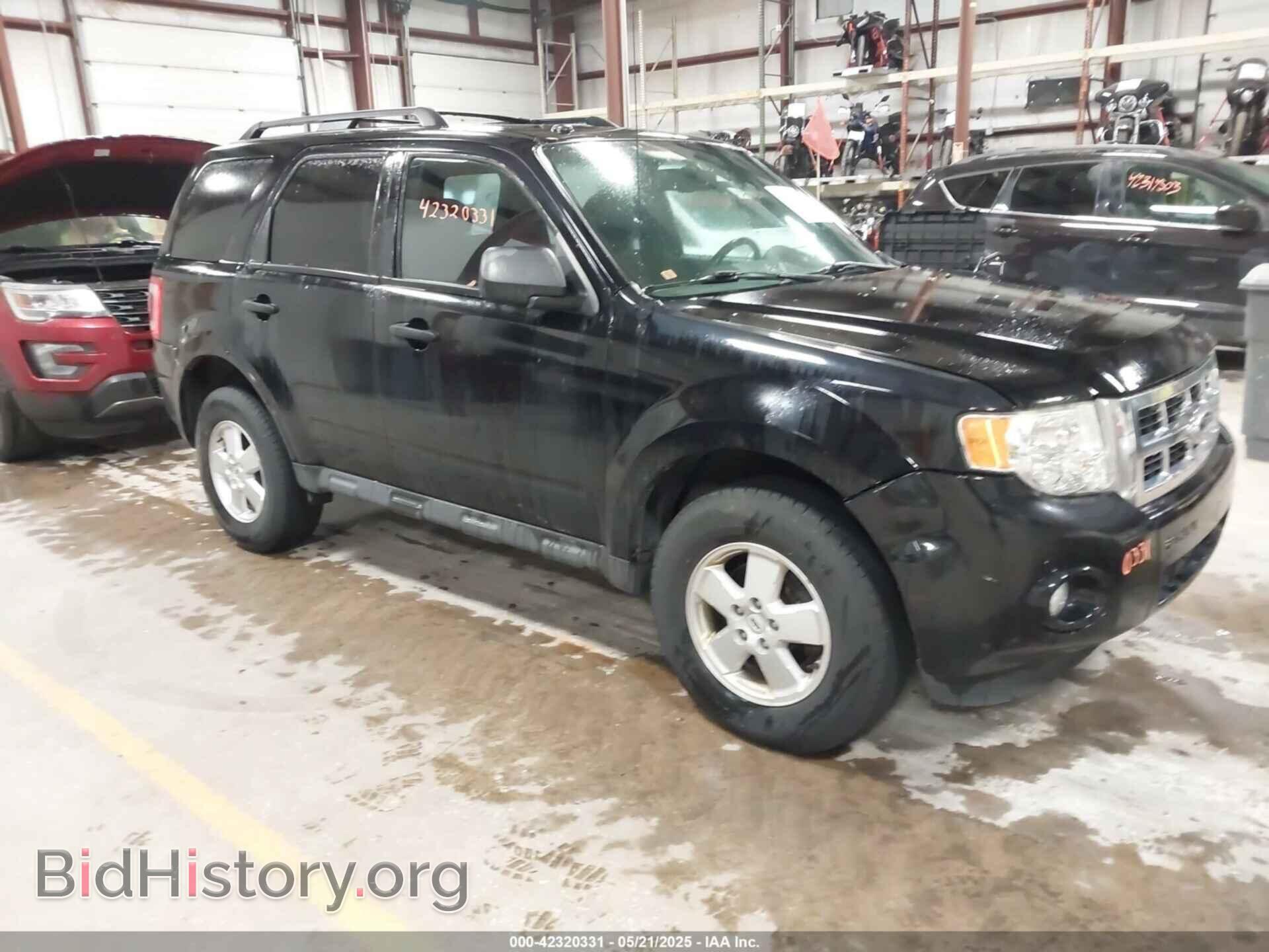 Фотография 1FMCU0D71CKB01447 - FORD ESCAPE 2012