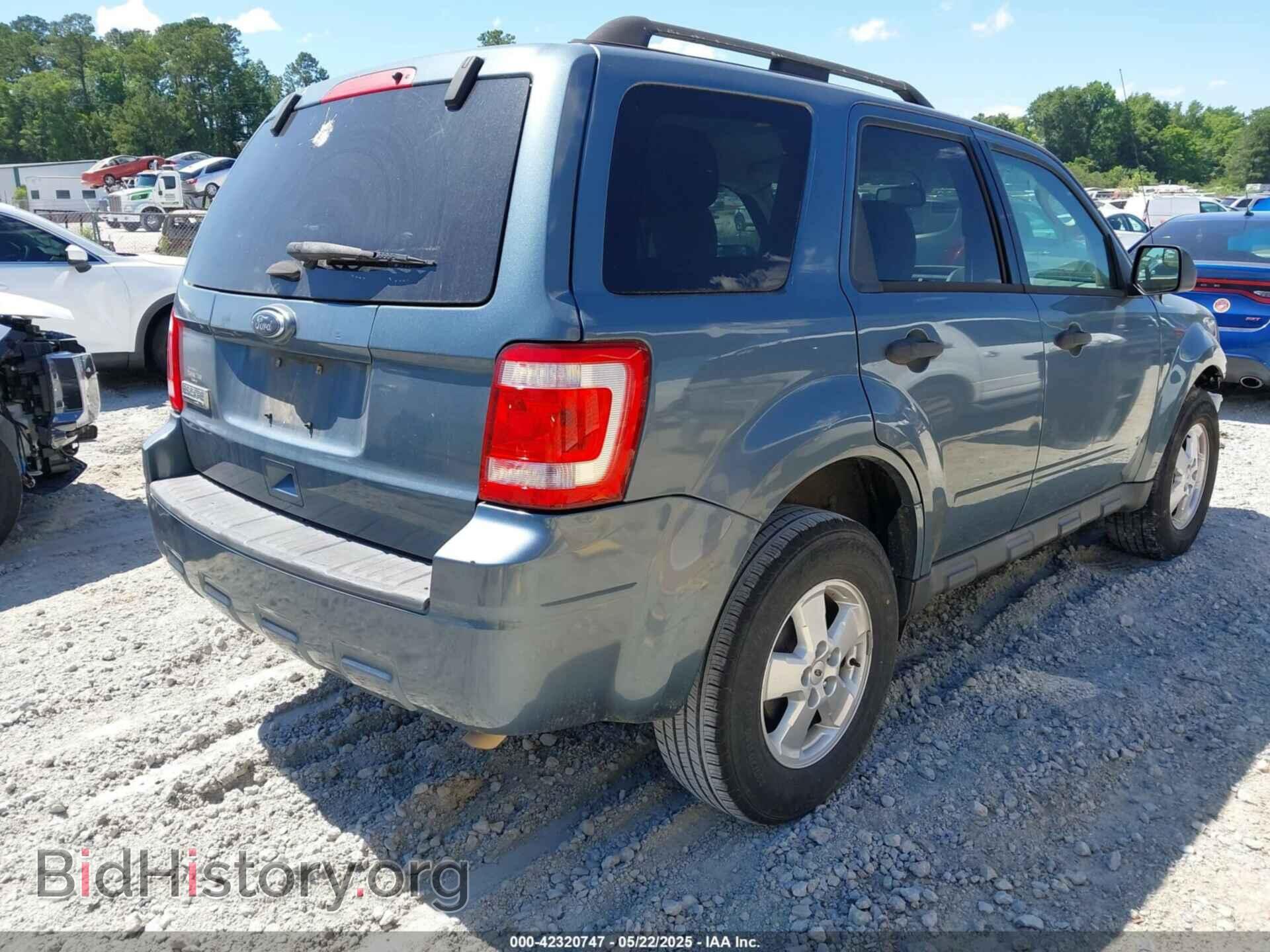 2011 FORD ESCAPE - VIN: 1FMCU0D73BKC28084 - Photo 4