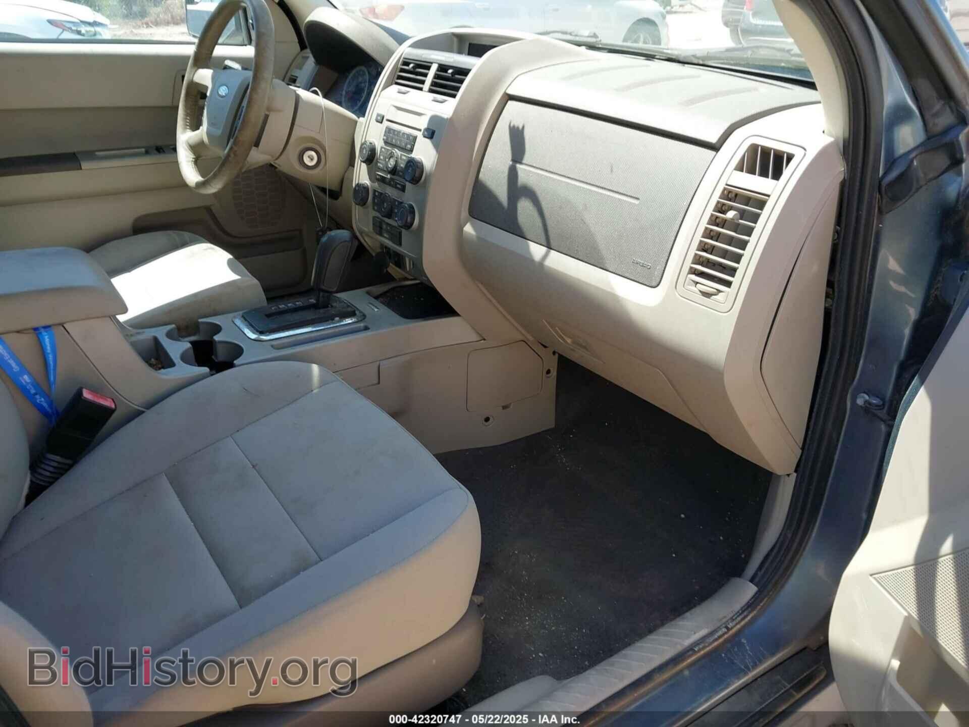 2011 FORD ESCAPE - VIN: 1FMCU0D73BKC28084 - Photo 5