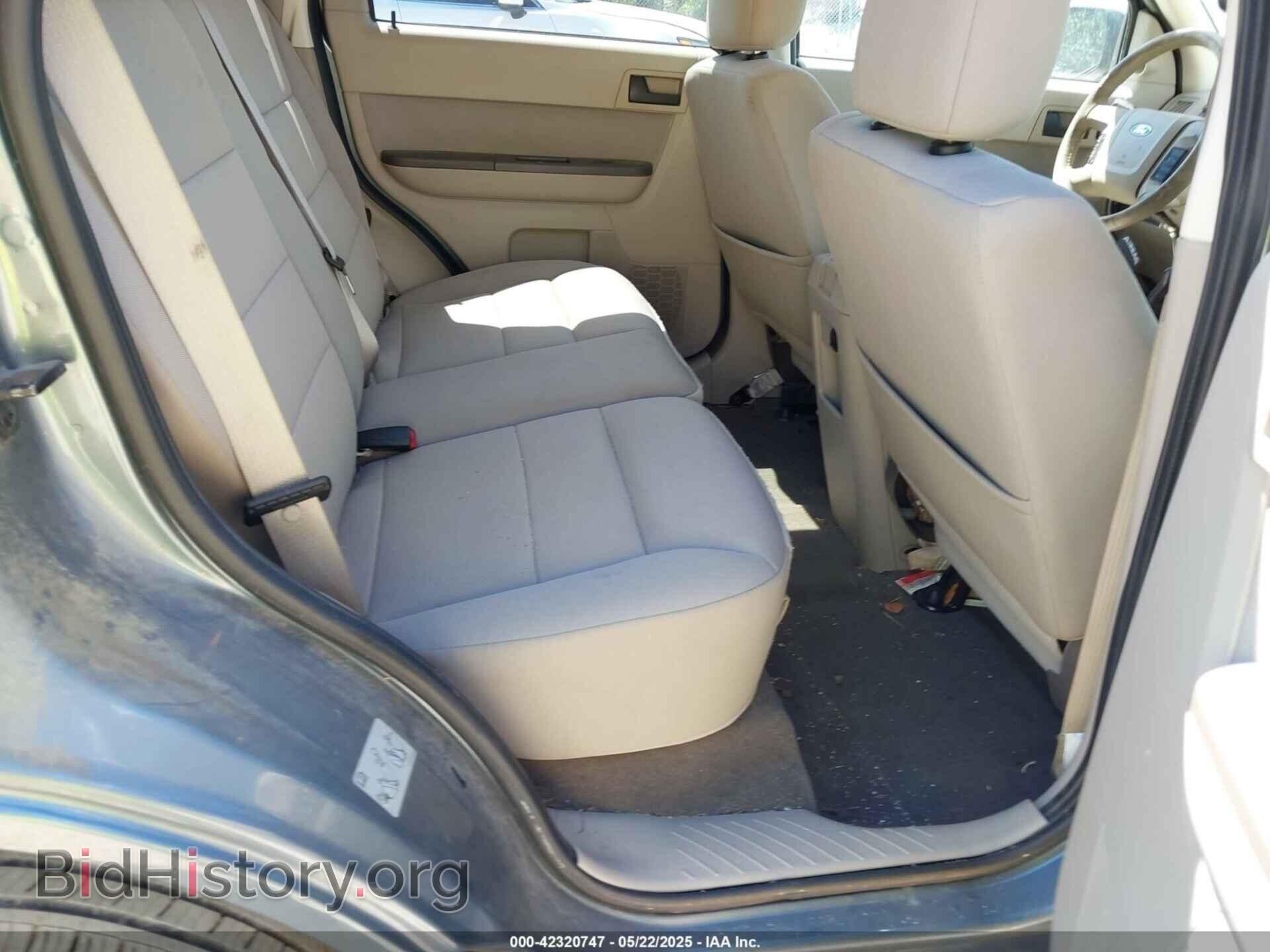 2011 FORD ESCAPE - VIN: 1FMCU0D73BKC28084 - Photo 8