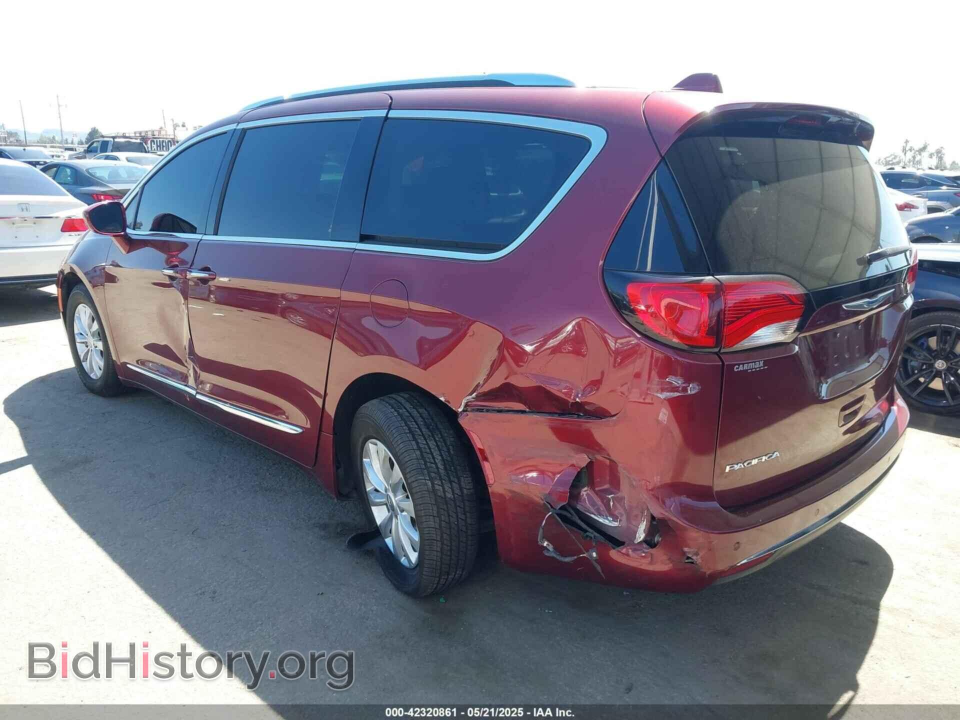 2019 CHRYSLER PACIFICA - VIN: 2C4RC1BG2KR554891 - Фото 3