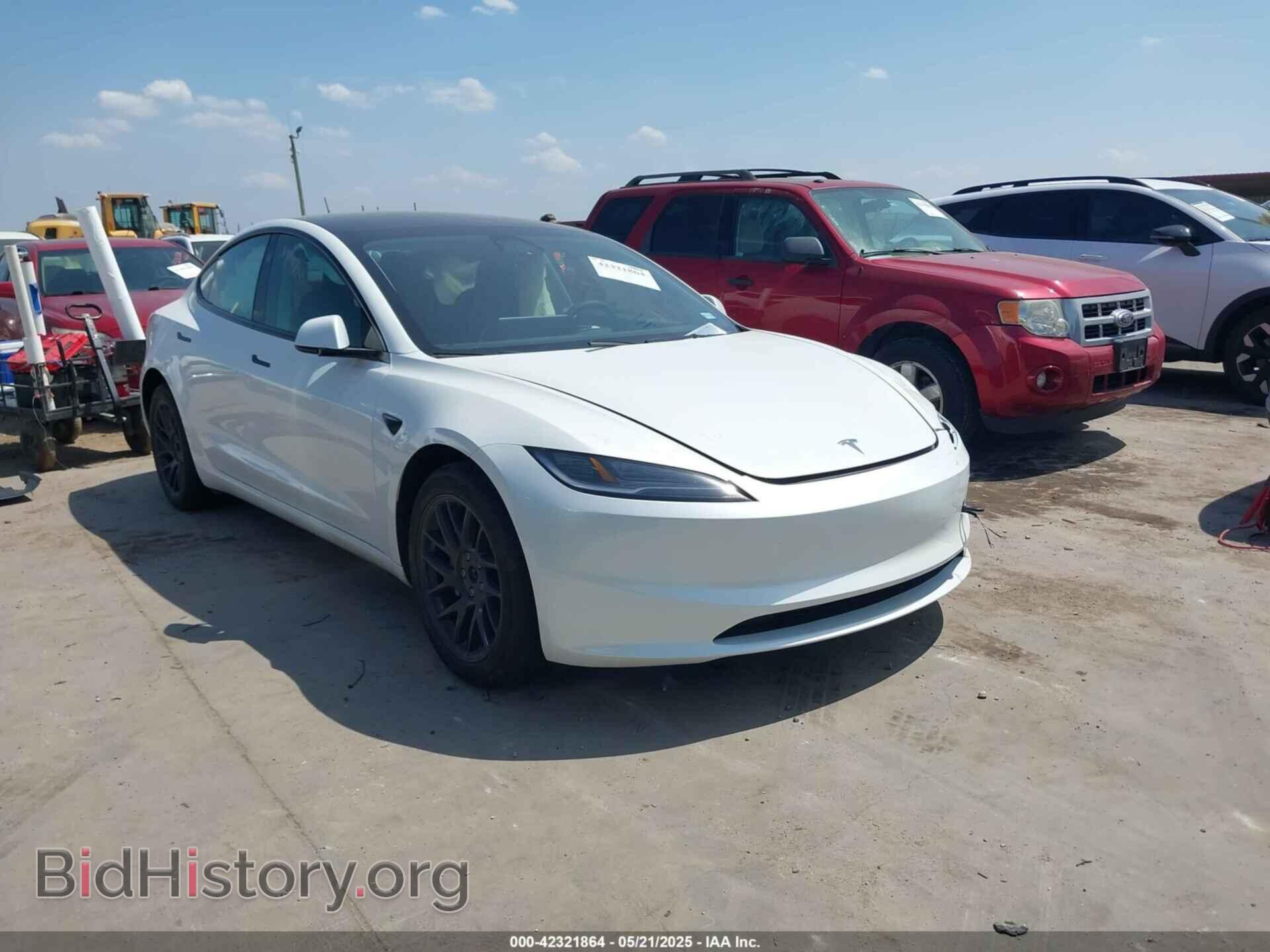 Photo 5YJ3E1EAXRF785907 - TESLA MODEL 3 2024