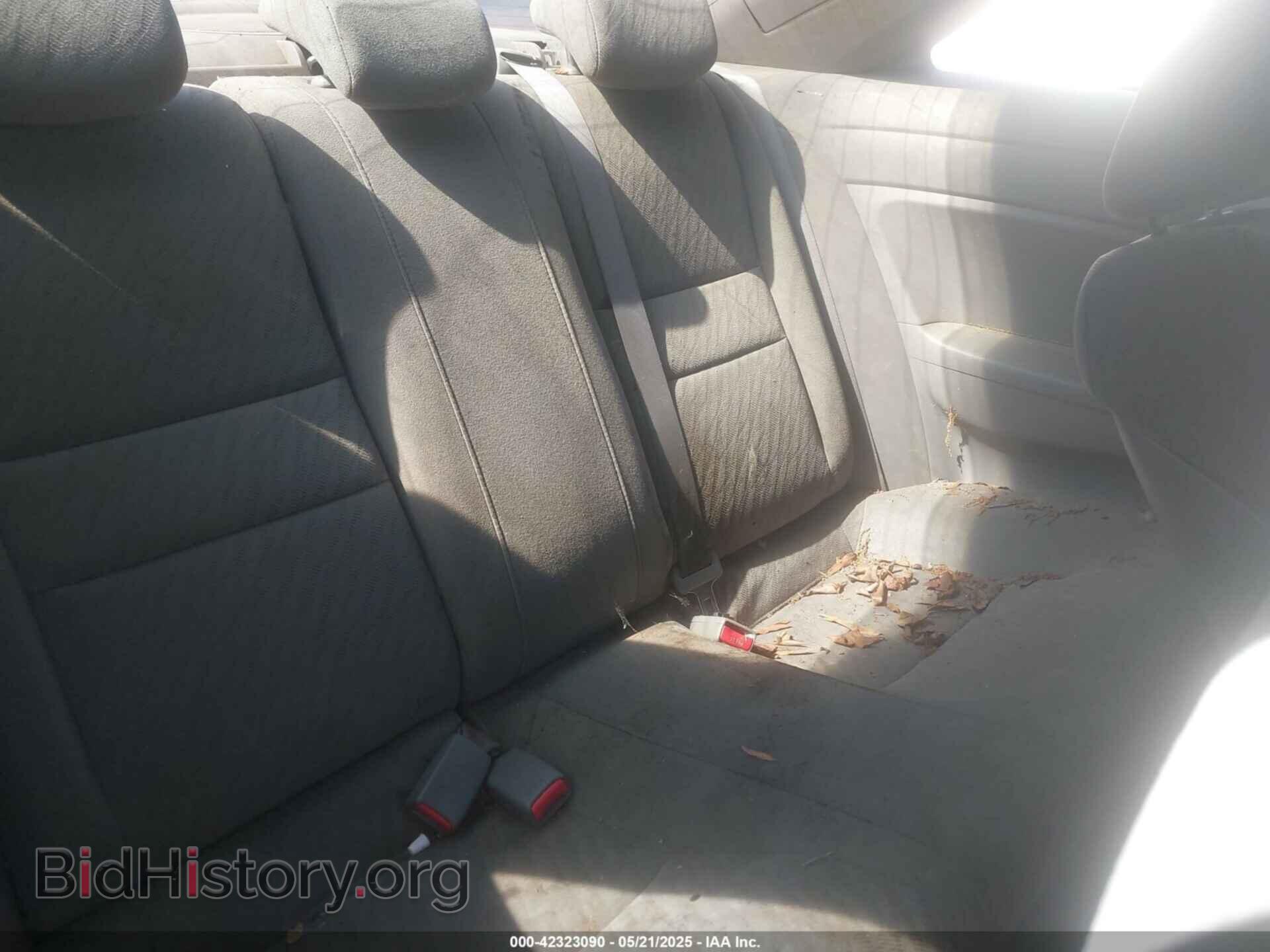 2010 HONDA CIVIC - VIN: 2HGFG1B82AH526840 - Фото 8
