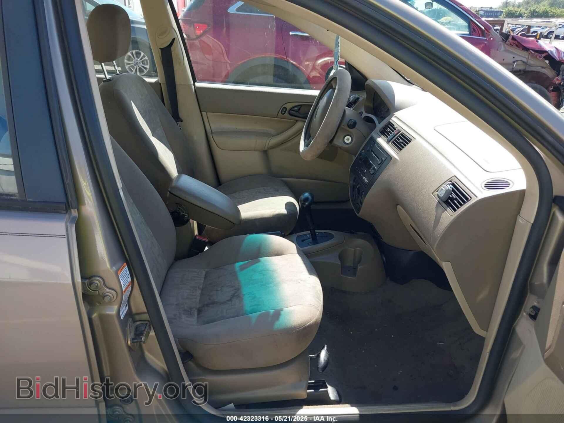 2005 FORD FOCUS - VIN: 1FAHP34NX5W199400 - Фото 5