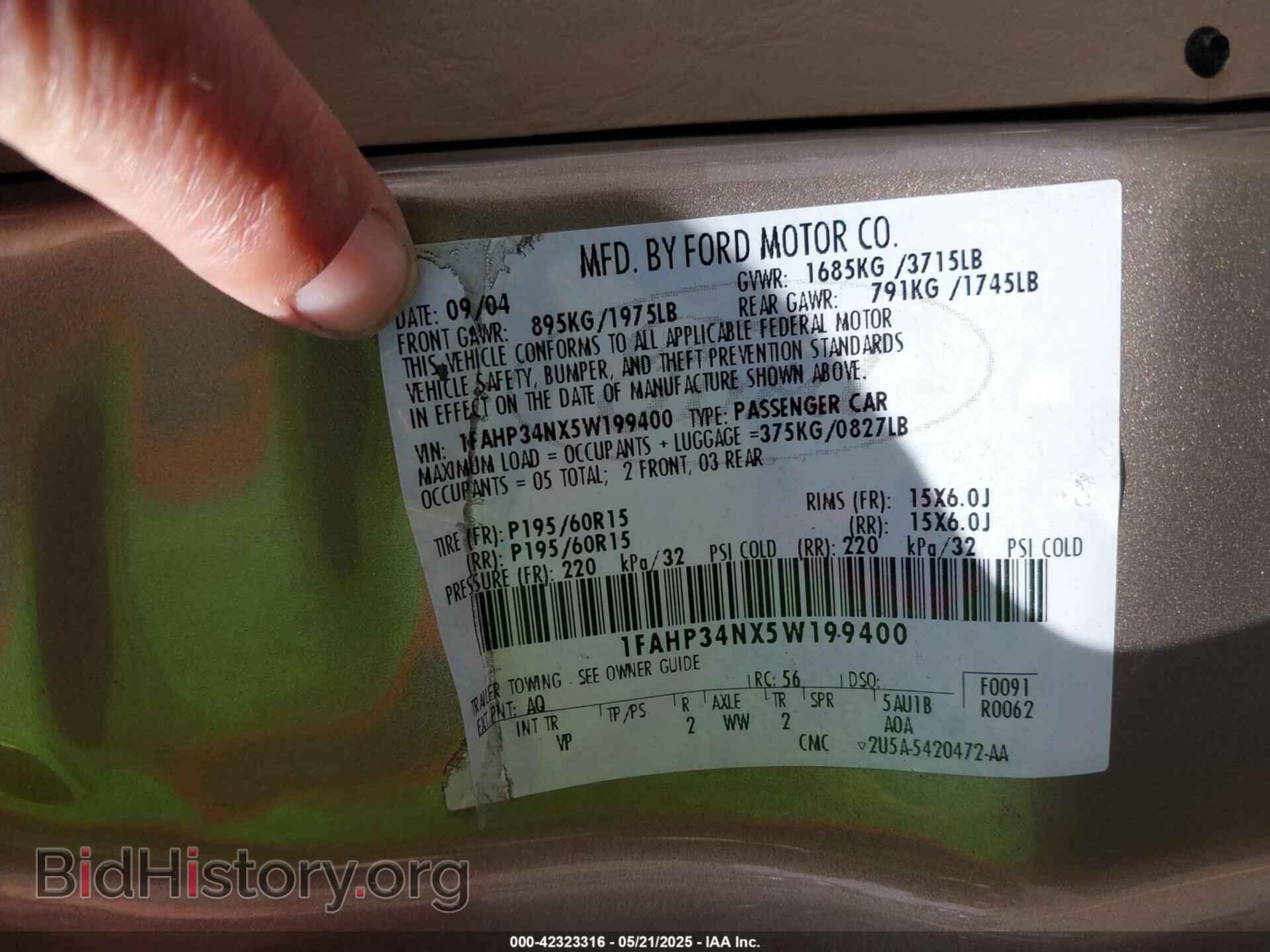 2005 FORD FOCUS - VIN: 1FAHP34NX5W199400 - Фото 9
