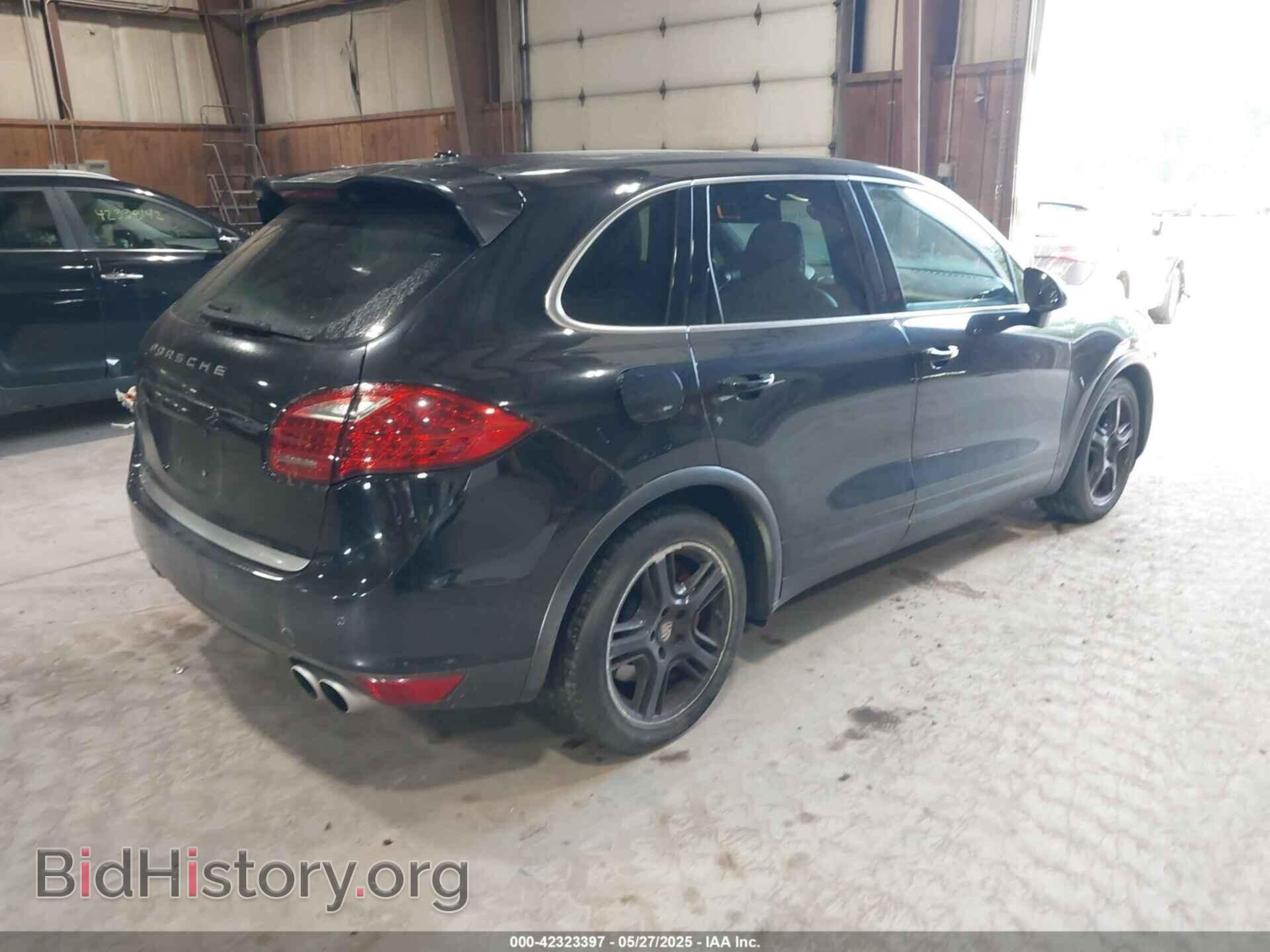 2011 PORSCHE CAYENNE - VIN: WP1AC2A2XBLA88188 - Фото 4