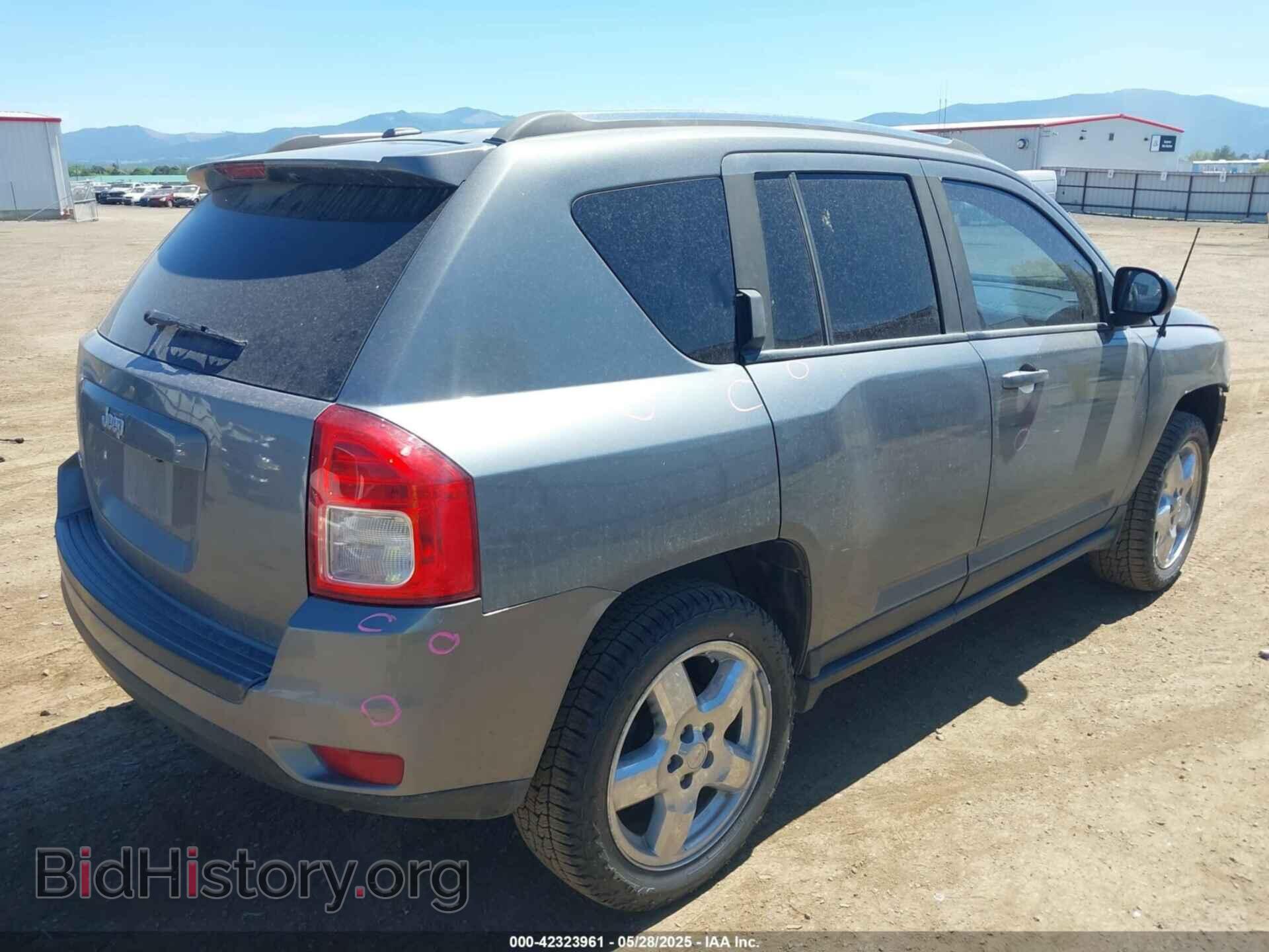 2012 JEEP COMPASS - VIN: 1C4NJDBB7CD683322 - Photo 4