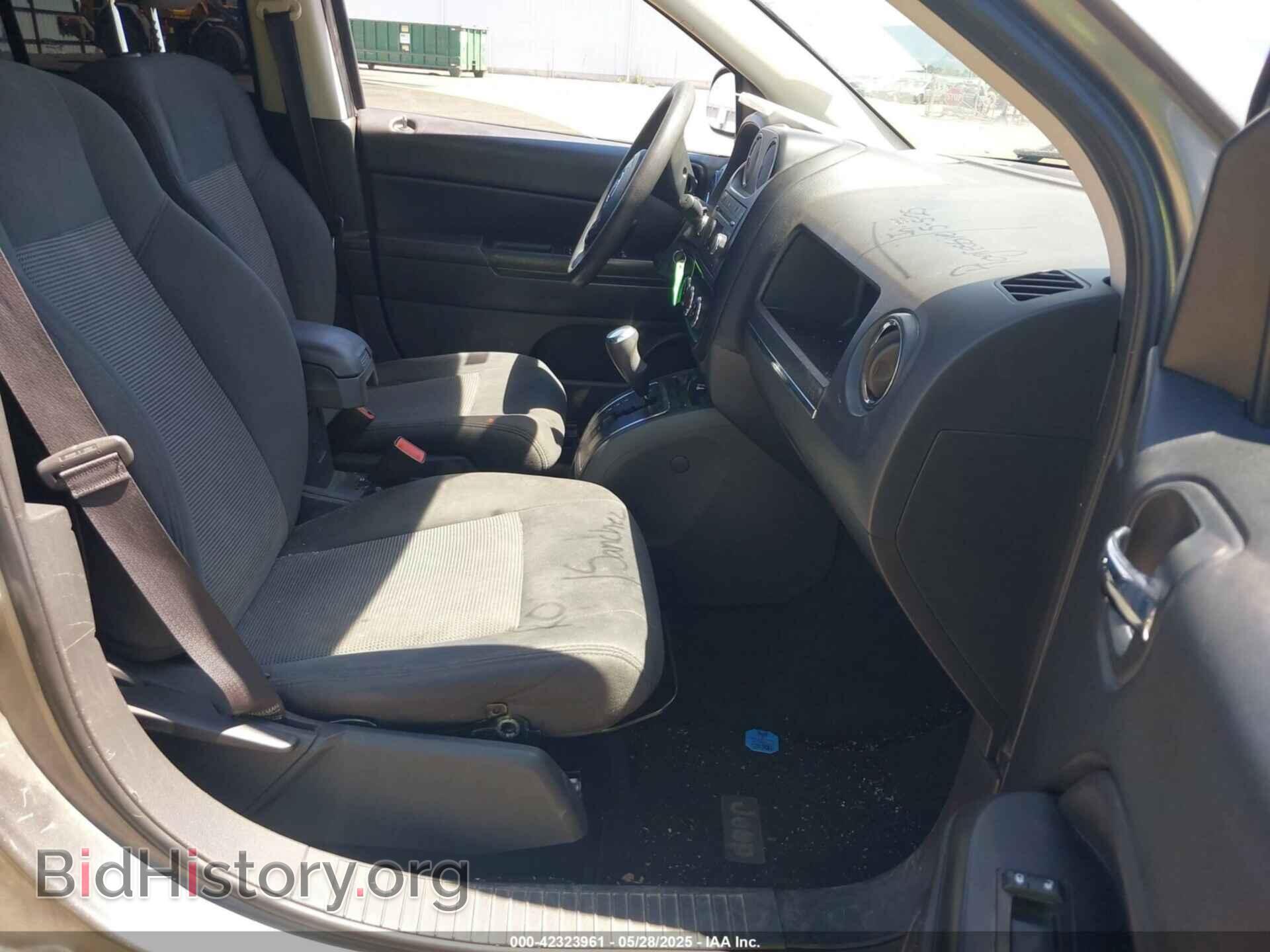 2012 JEEP COMPASS - VIN: 1C4NJDBB7CD683322 - Photo 5
