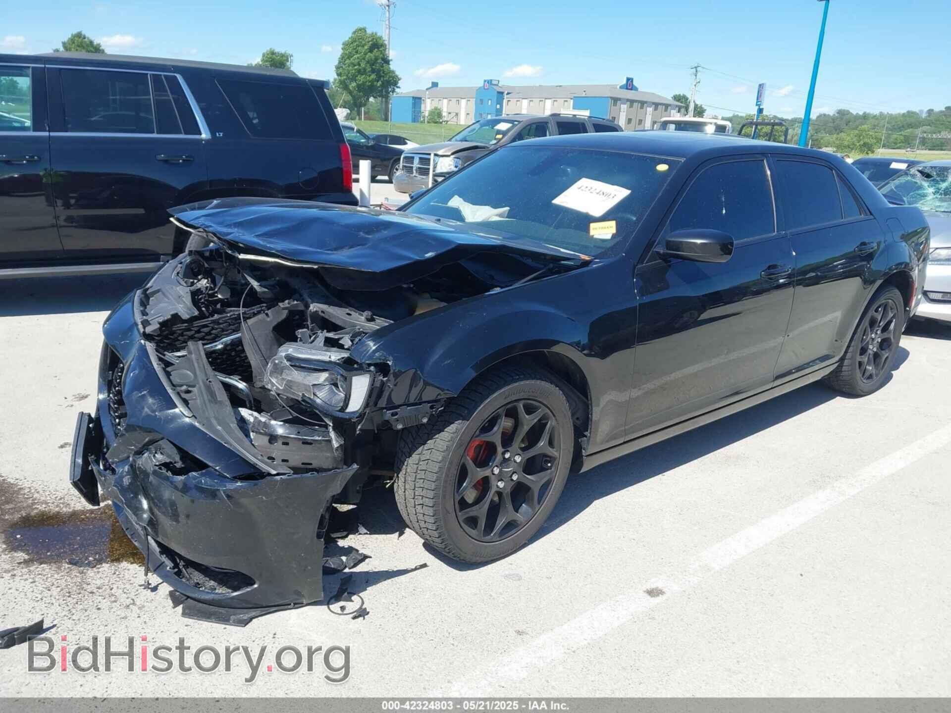 2016 CHRYSLER 300 - VIN: 2C3CCAGG7GH244199 - Photo 2