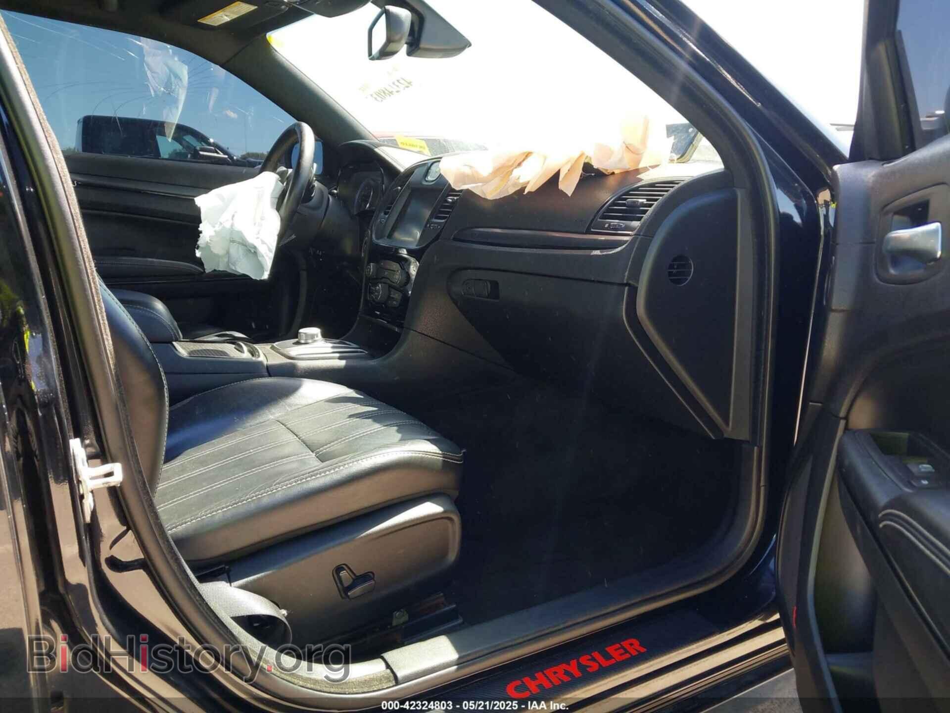 2016 CHRYSLER 300 - VIN: 2C3CCAGG7GH244199 - Photo 5