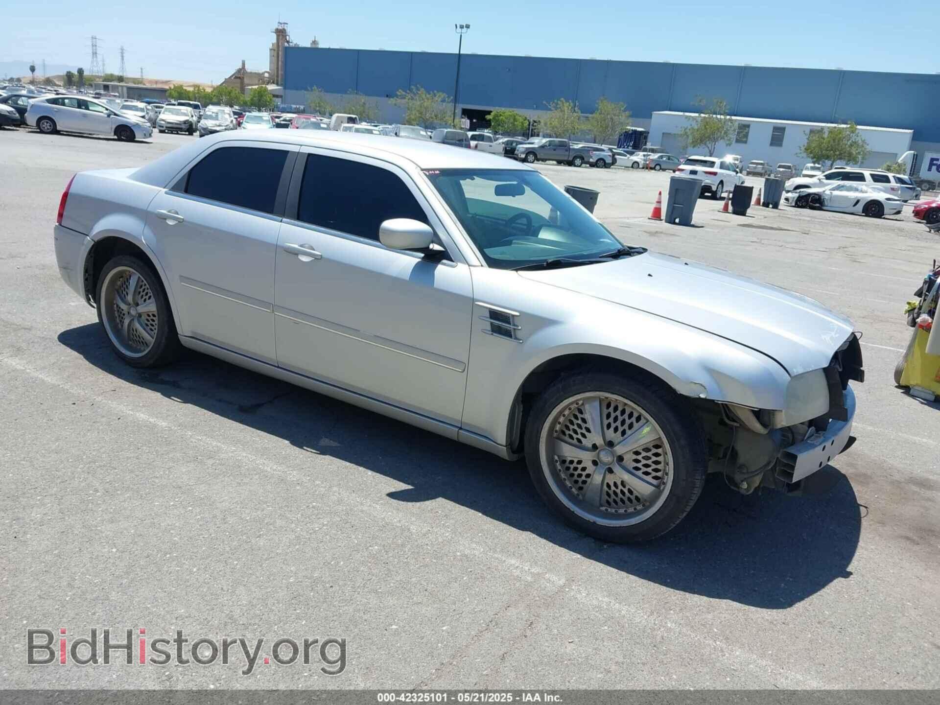 Фотография 2C3JA53G85H622988 - CHRYSLER 300 2005