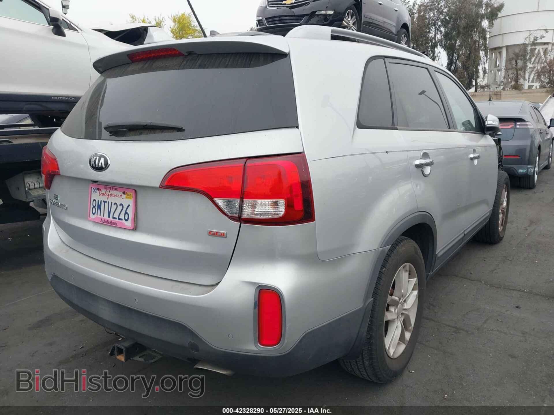 2014 KIA SORENTO - VIN: 5XYKTCA63EG516357 - Фото 4