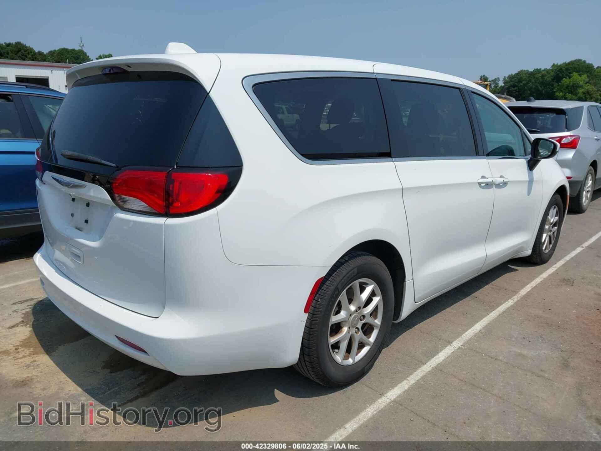 2017 CHRYSLER PACIFICA - VIN: 2C4RC1DG0HR531597 - Photo 4