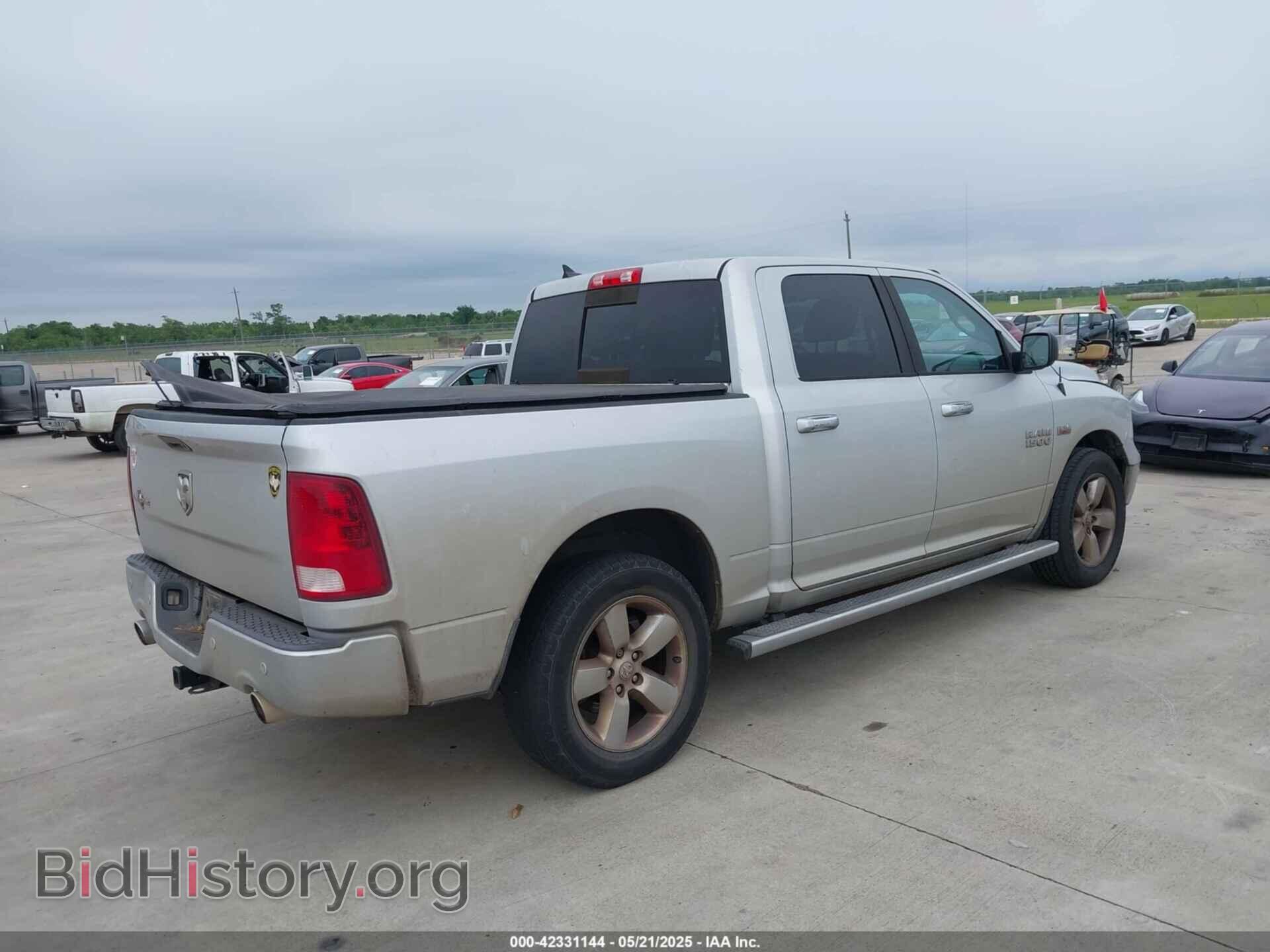 2016 RAM 1500 - VIN: 1C6RR6LT4GS238574 - Фото 4