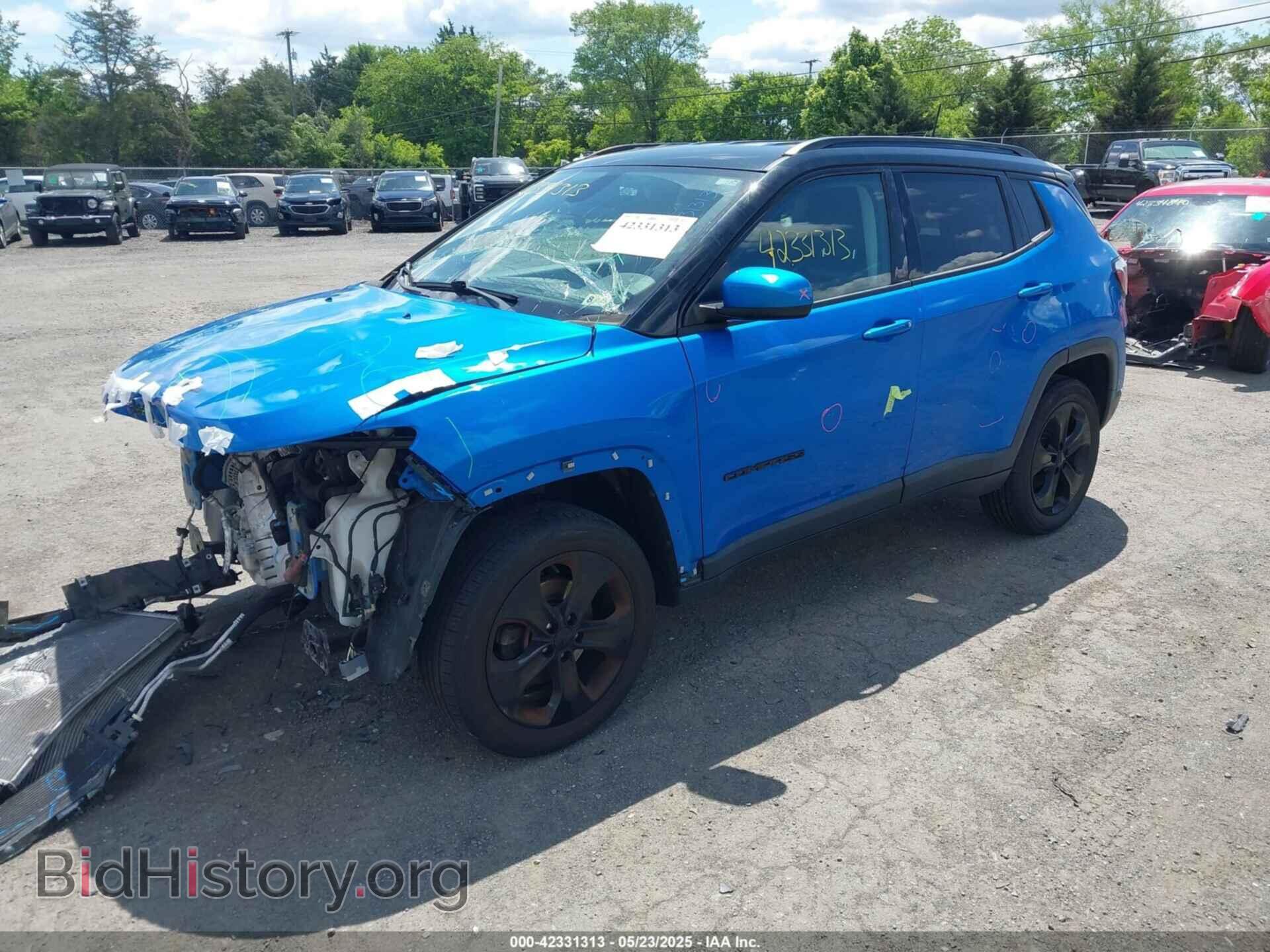2018 JEEP COMPASS - VIN: 3C4NJDBB3JT313458 - Фото 2