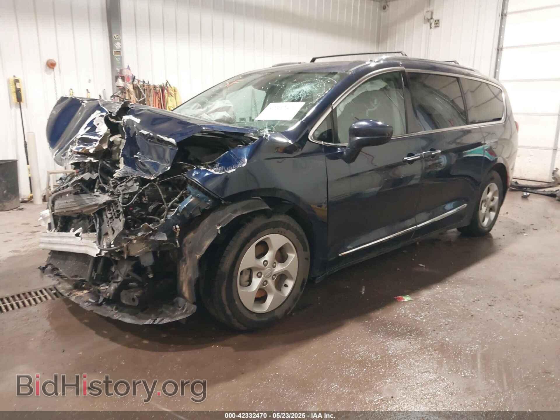 2017 CHRYSLER PACIFICA - VIN: 2C4RC1EG8HR578455 - Фото 2