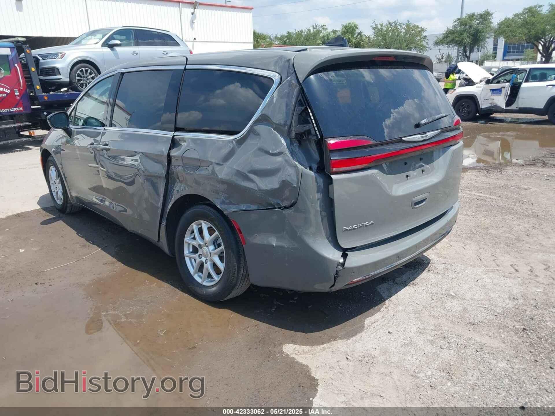 2025 CHRYSLER PACIFICA - VIN: 2C4RC1BG3SR504503 - Photo 3