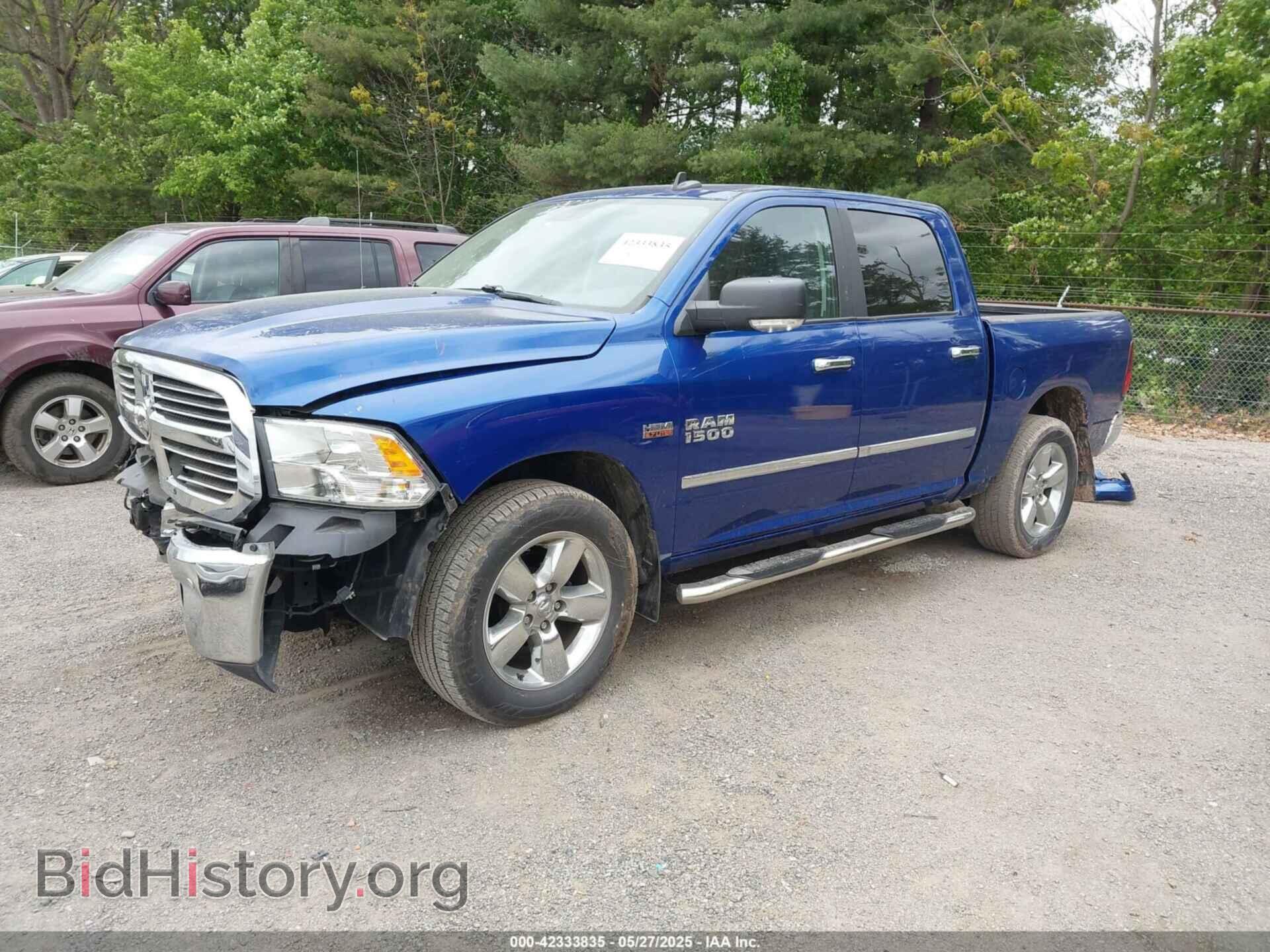 2017 RAM 1500 - VIN: 3C6RR7LT0HG523898 - Фото 2
