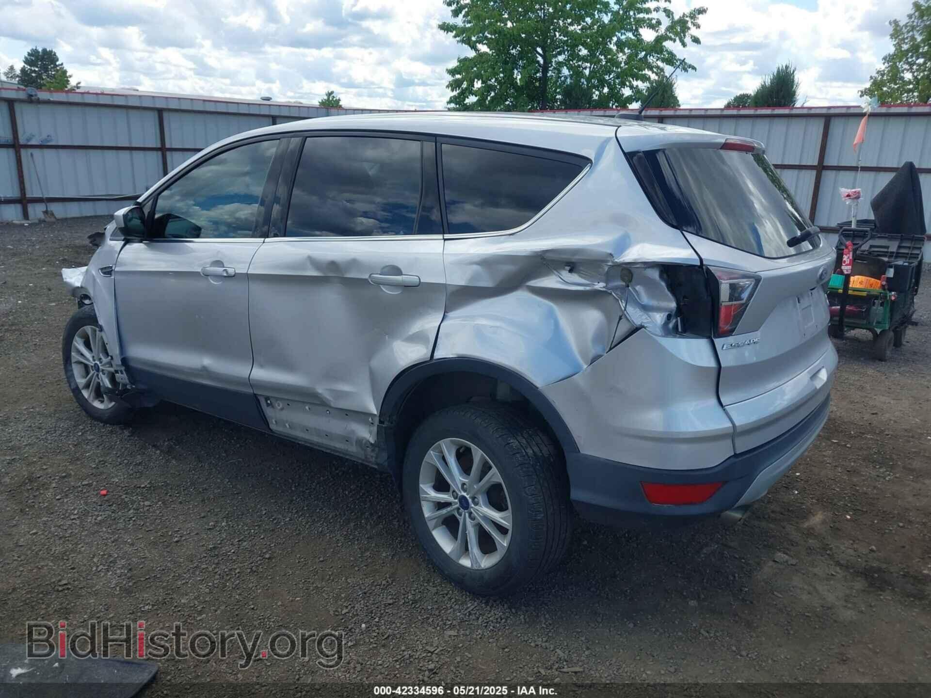 2017 FORD ESCAPE - VIN: 1FMCU9GD9HUB60697 - Фото 3